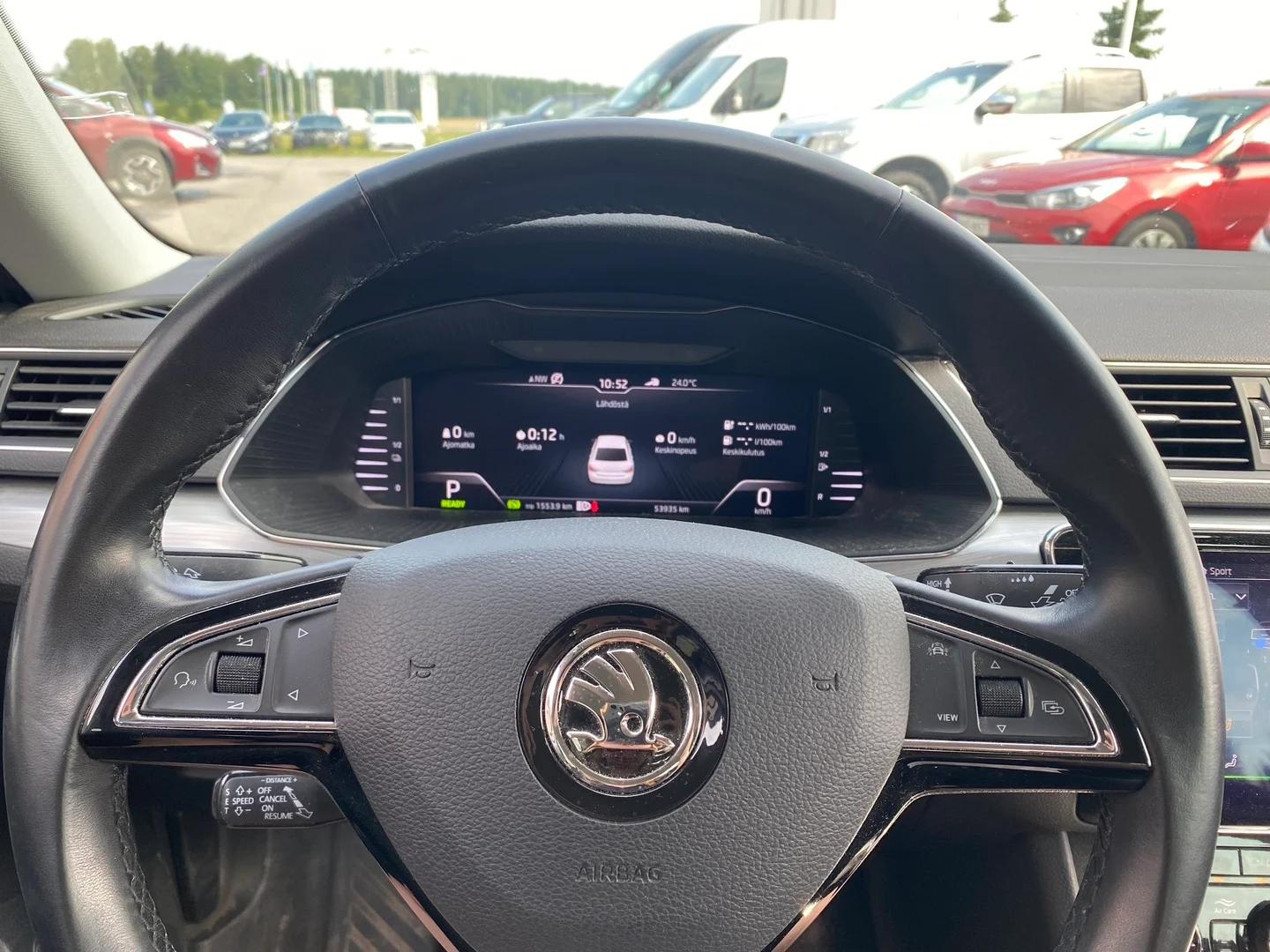 Car Image - 2It9zYIbAXGN6xDKnRlxF0