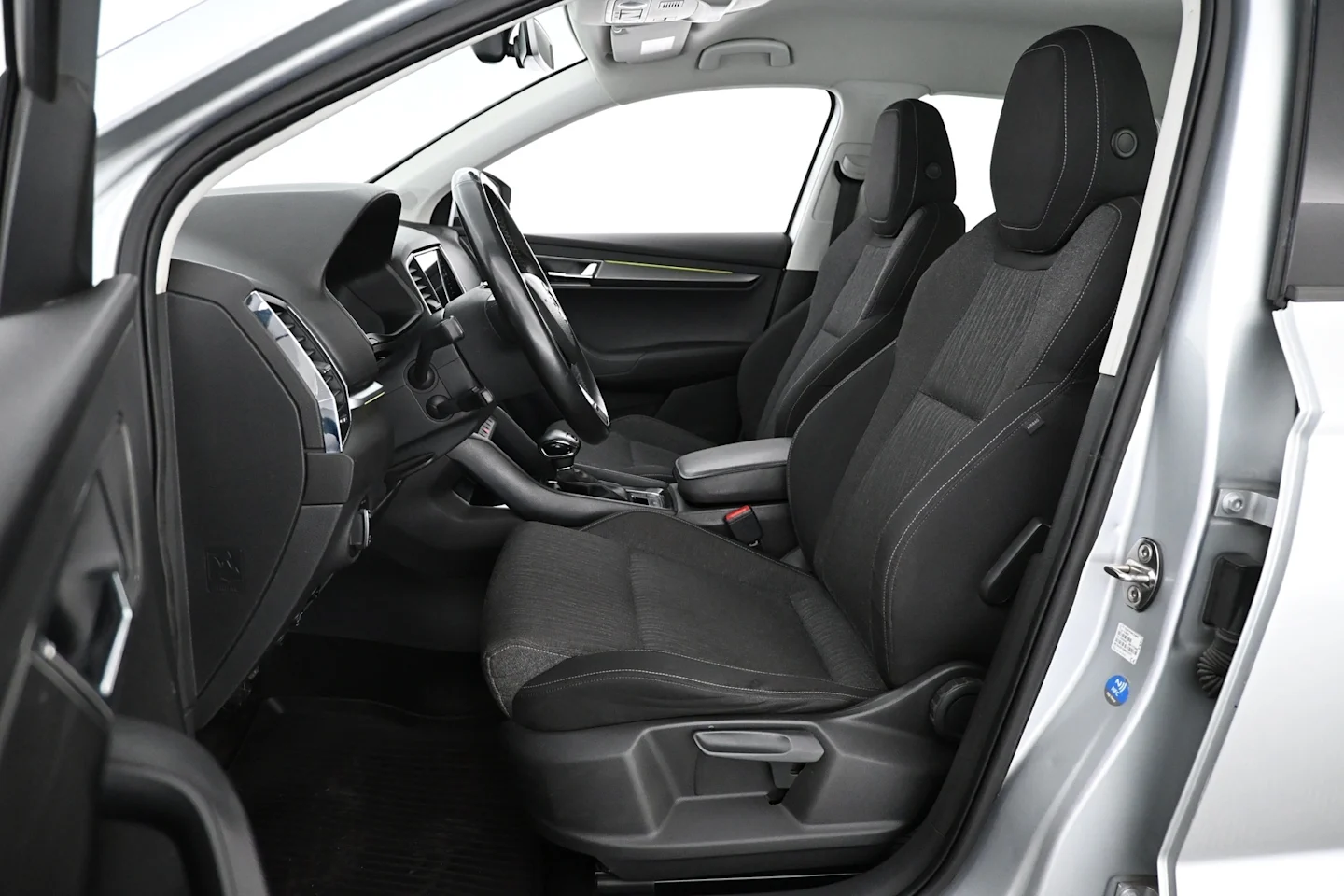 Car Image - 6Wo2fU2hyyGEo6cWGqBxQE