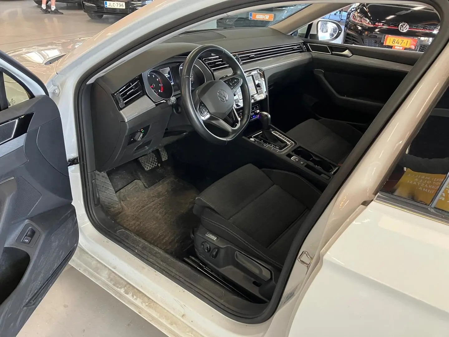Car Image - 1hcZf78ZhIOQkmcQhp9ikS