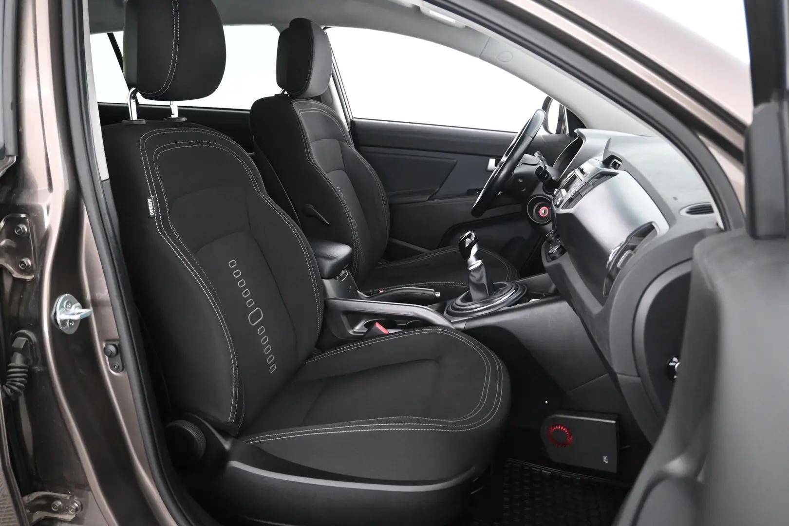 Car Image - 2XeRmwKRrz9RZzKtMCx3iV