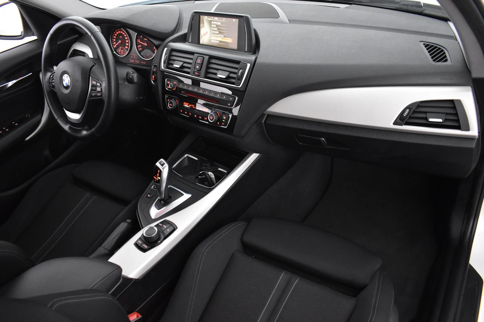 Car Image - 4Pwyi4y4Vm3KMuWeNjqDjl