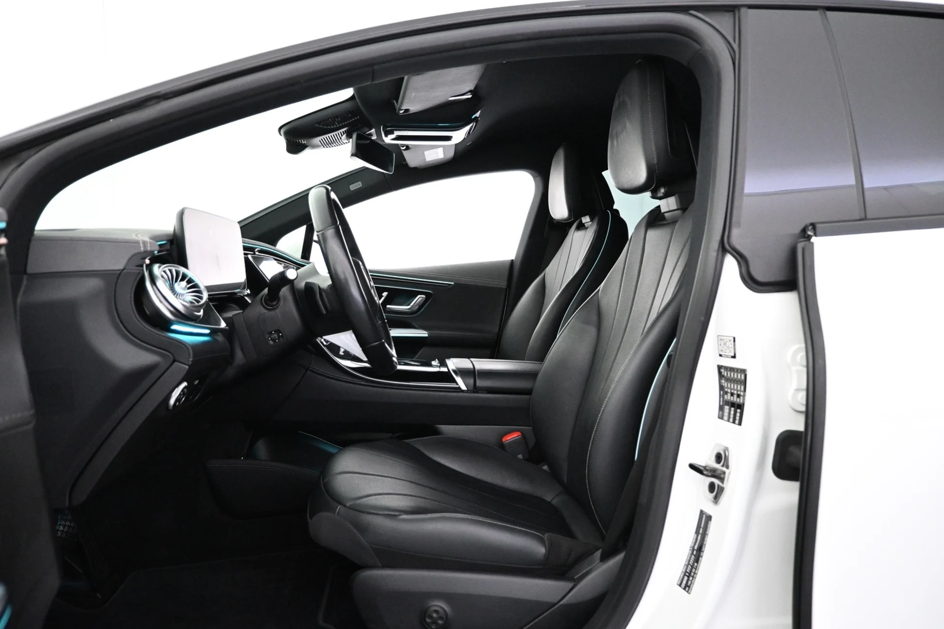 Car Image - 7h6BSTTf33UcVYLsXZ6SeN