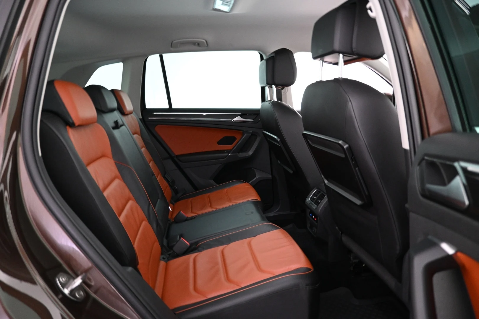 Car Image - 5iuyiGEoBrC00B5TP2bWYg
