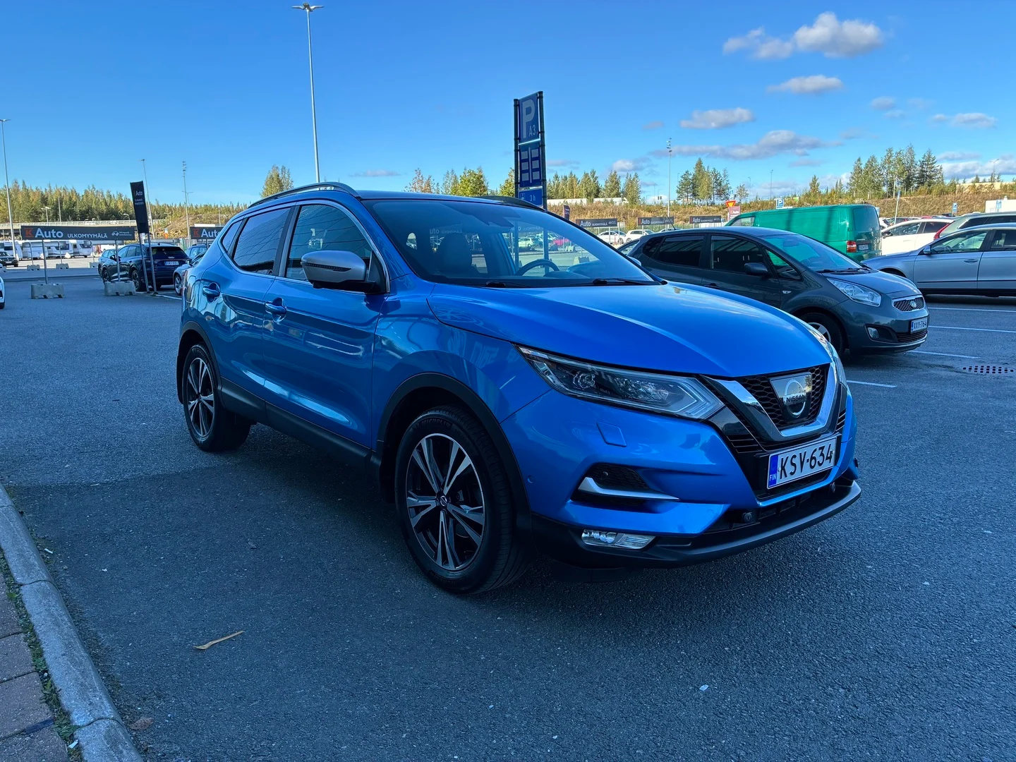 Car Image - 4EjpsNqQrxSKdffr32s3Bv