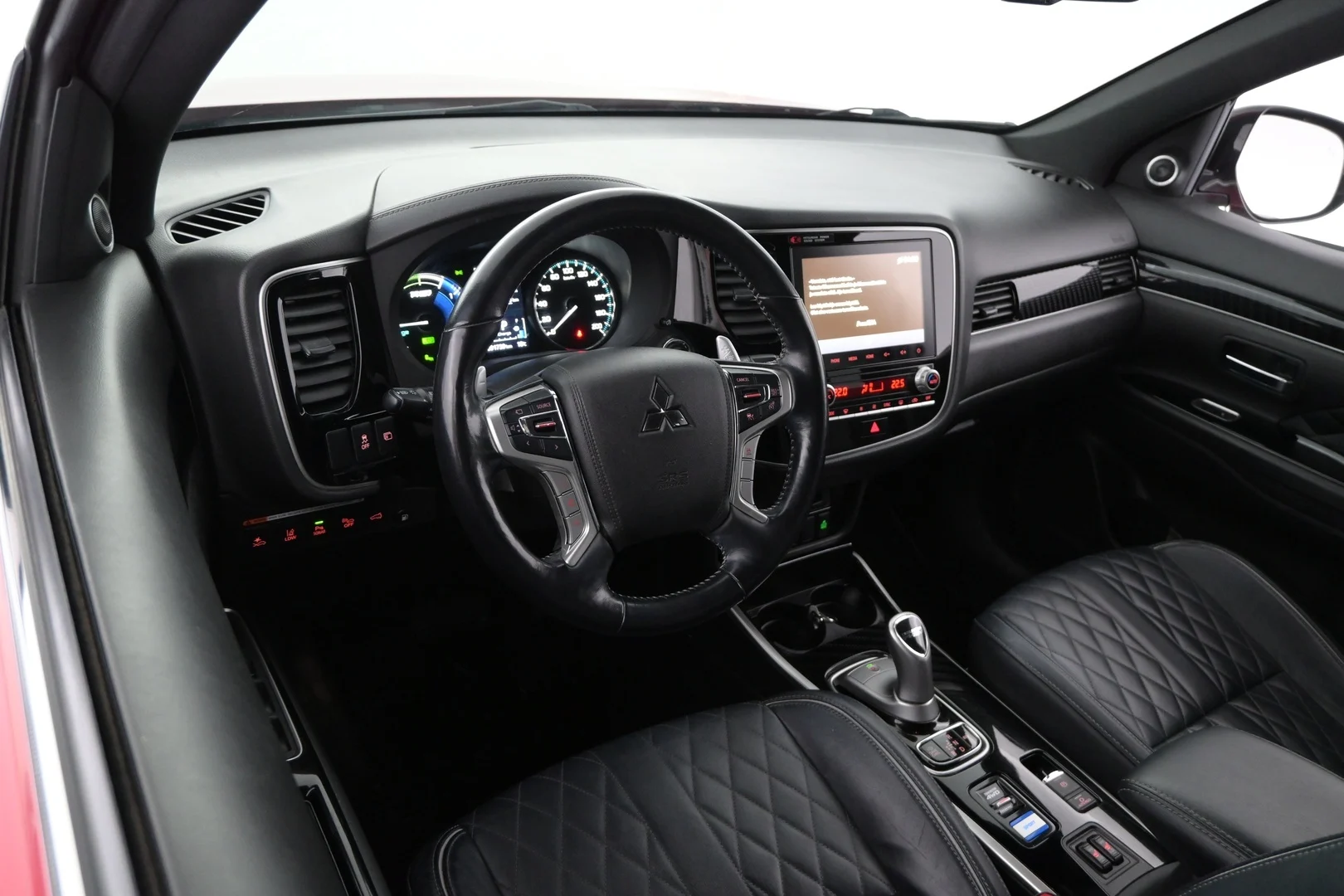 Car Image - 2oZ4Uc8nJ8RctFQBJE36MF
