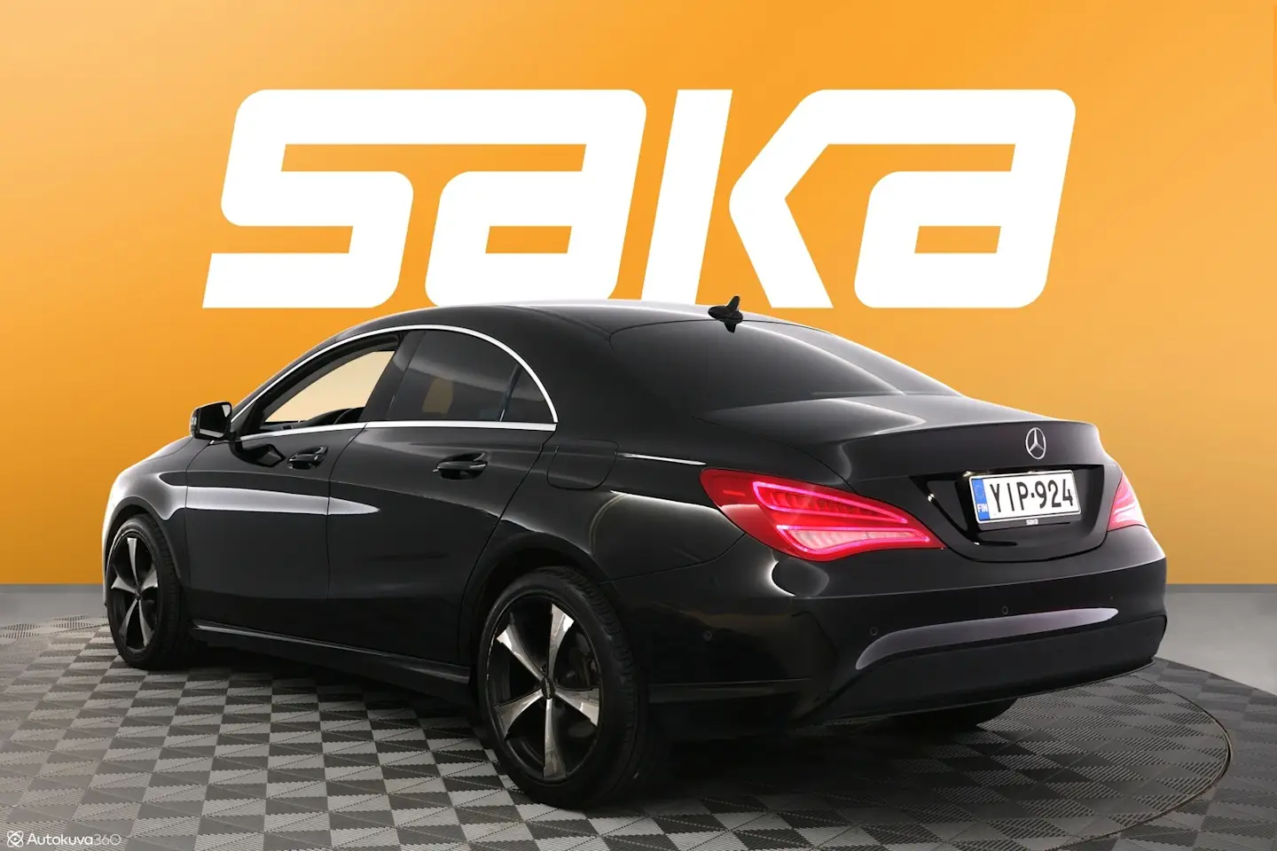 Car Image - 1DB176wg28Jr9Jg69QGBKD