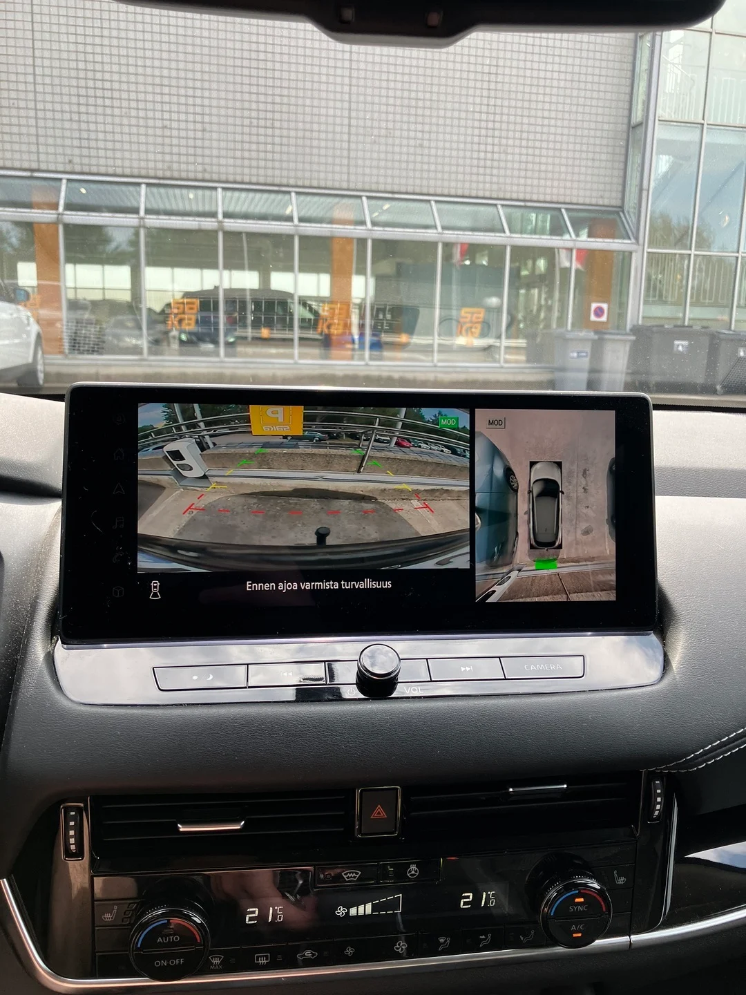 Car Image - 2KJAb9tVZa44vPqeMDFoNW