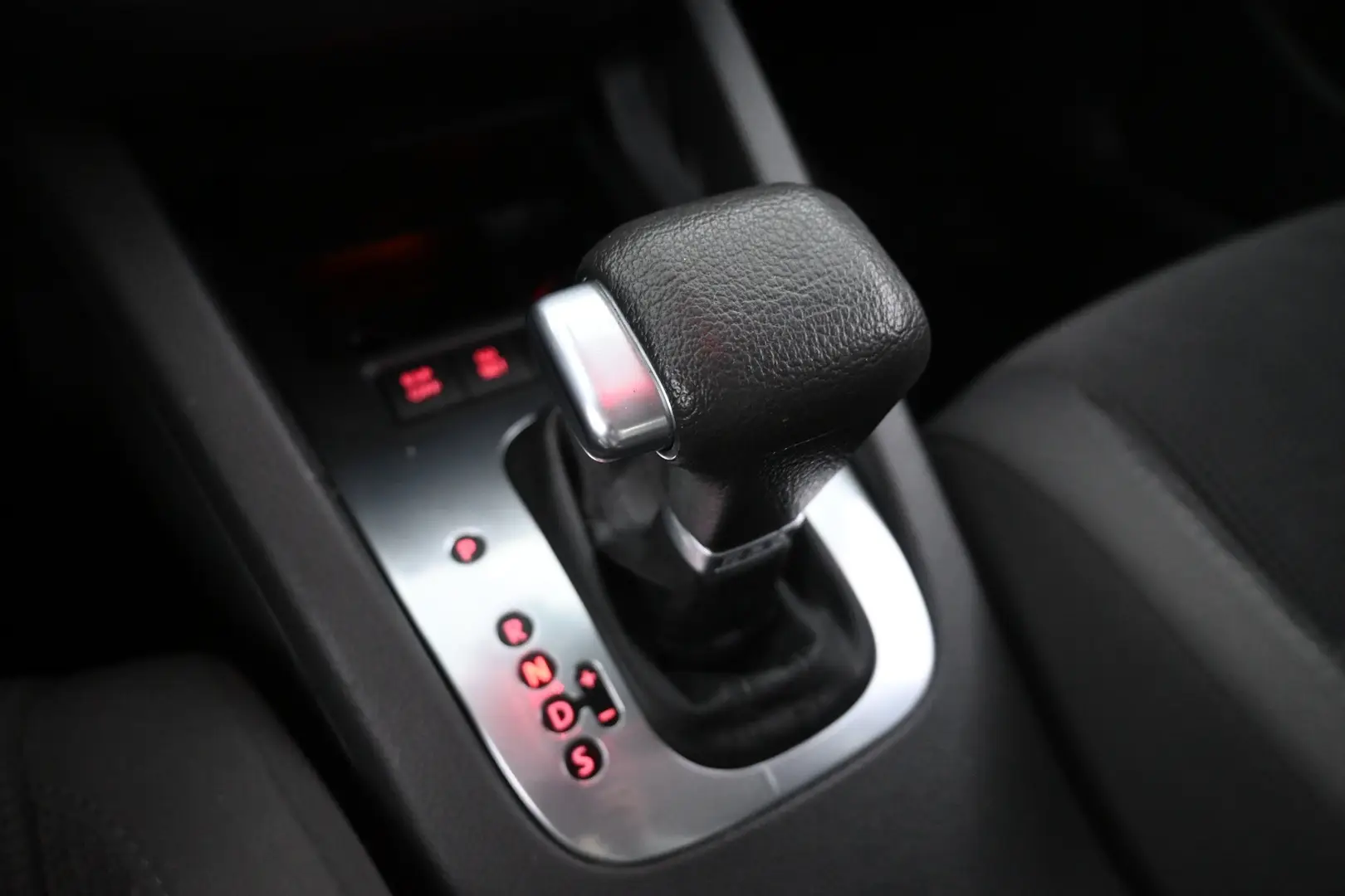 Car Image - 7lxn6QdnNDs6wZlo2qVucM