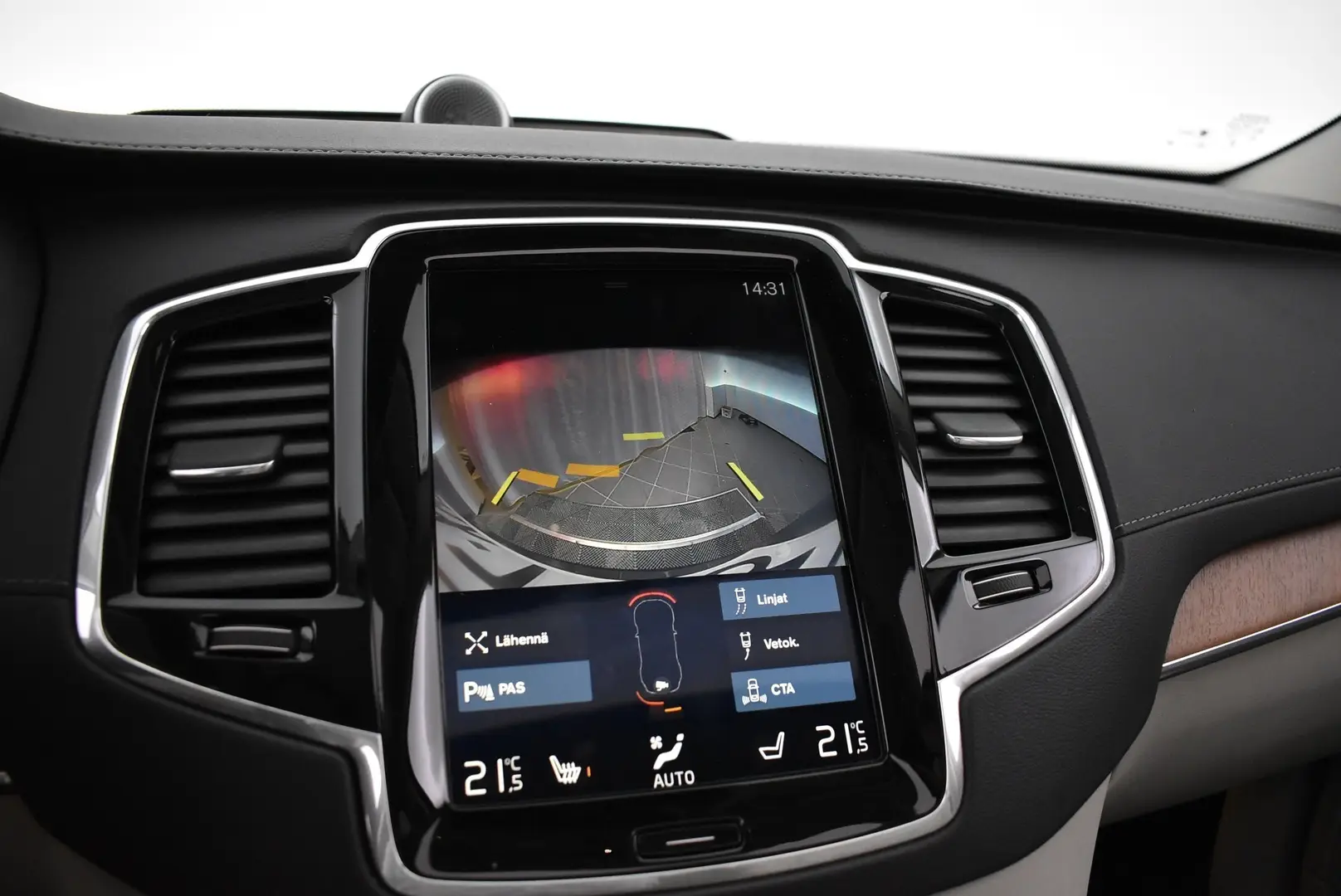 Car Image - gCN4XkbBXqFO25tAgJLjb