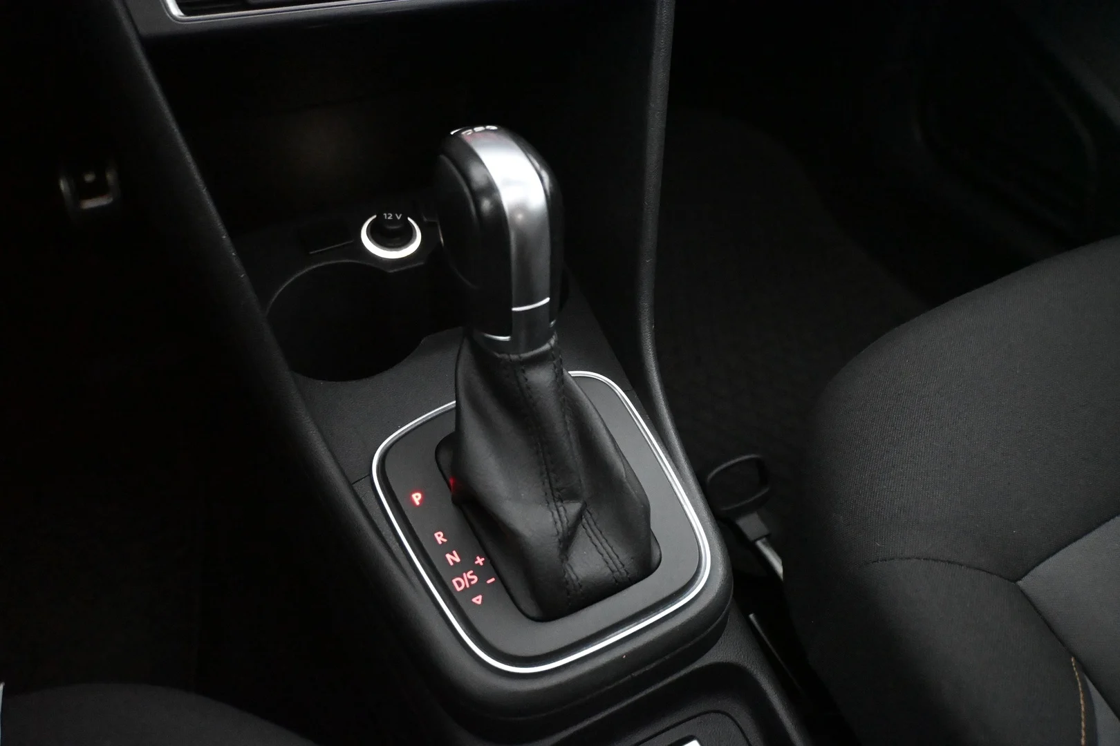 Car Image - 5hRkiupcbR0r24bLlS9lIb