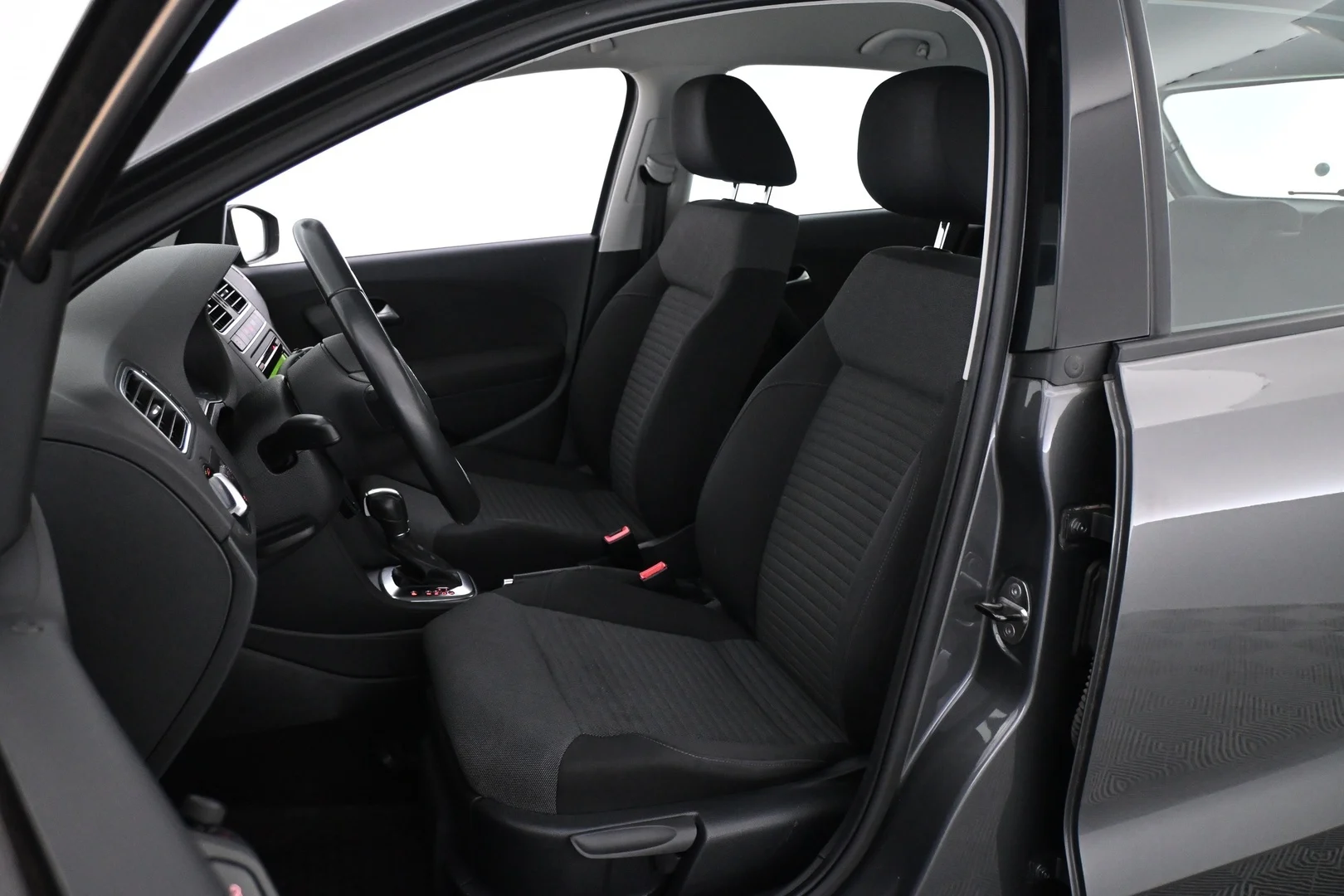 Car Image - 2XJ7uUZIU0TpLkT4QSz6pr