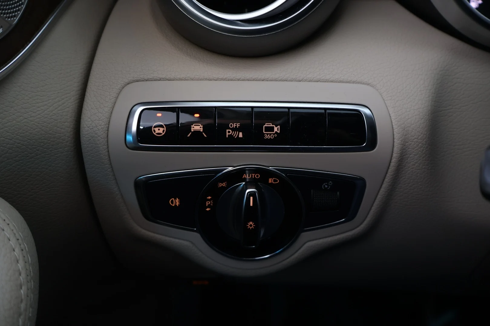 Car Image - 3zFJT5t2oHSzsKCHSpiC45