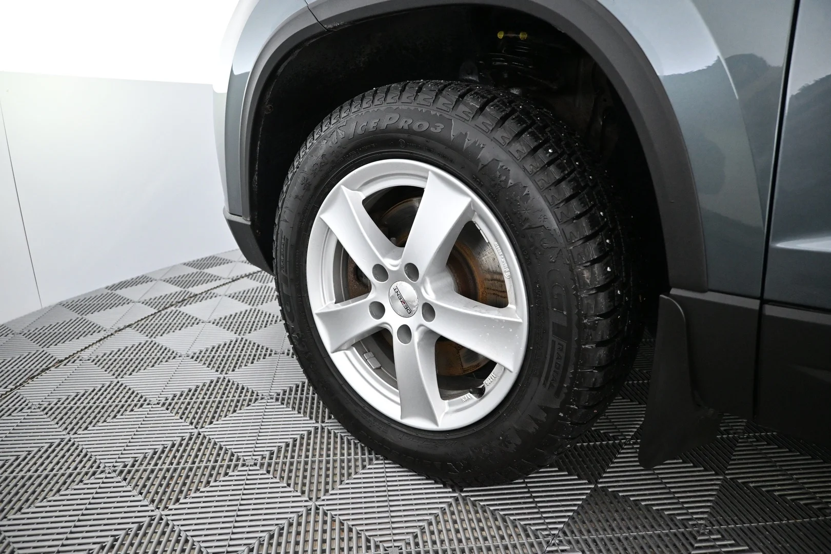 Car Image - 4oGaVHTOLETGPC51V91q7m
