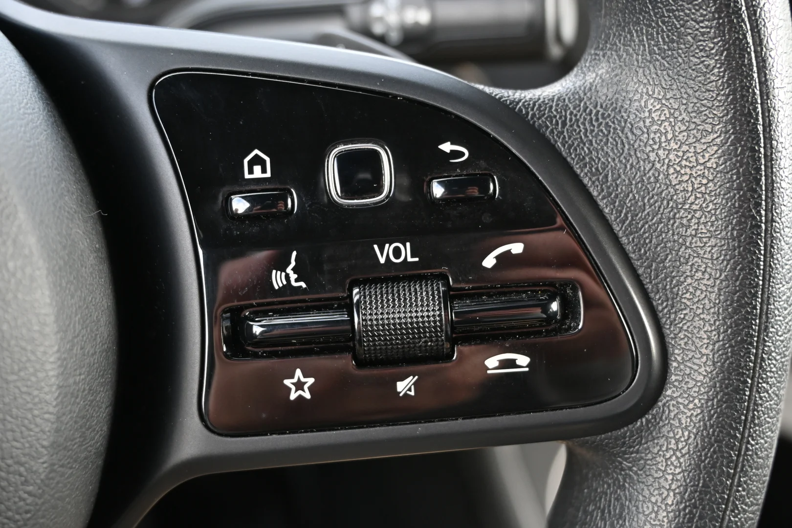 Car Image - 3Rqm96Ah9PfVQYtbj1vasi