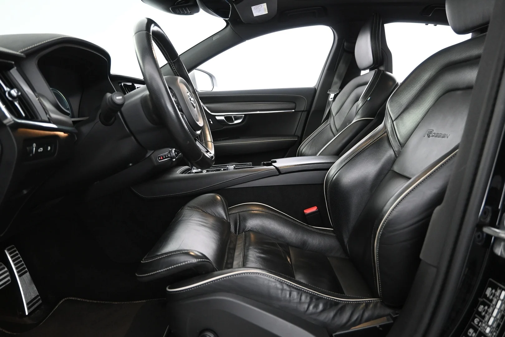 Car Image - 2Q9fqApx3XxnbYa3qdFFjq