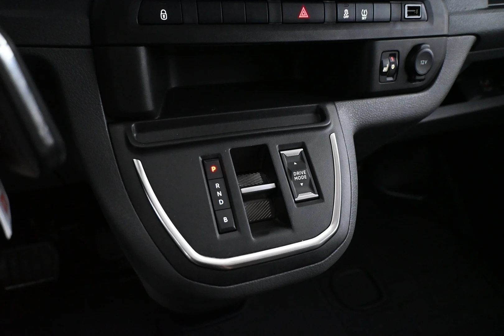 Car Image - 7N2S9q9UhMuaUtQBXrR31R