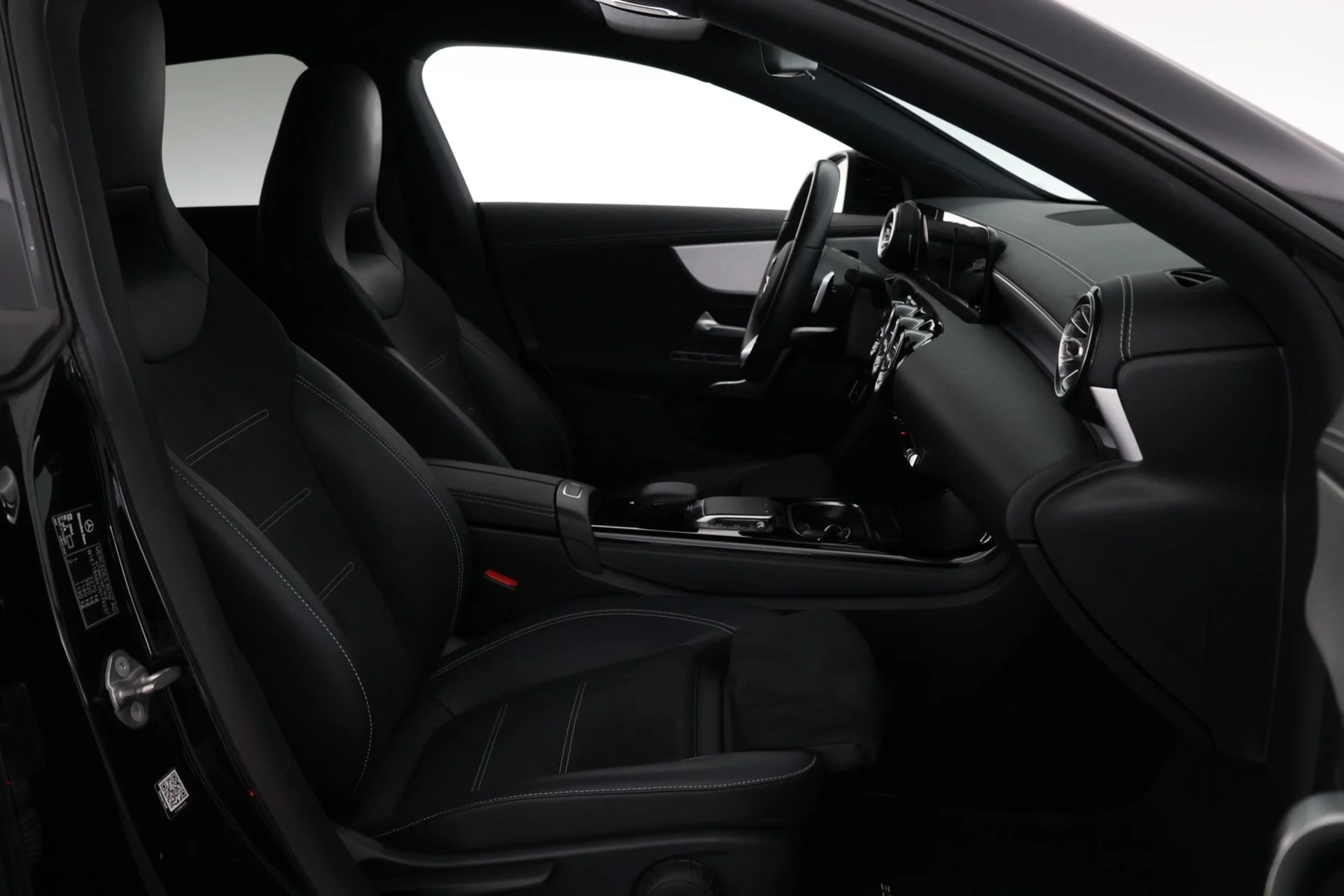 Car Image - 7vDdaeBgGQNoU0sIeI7sam