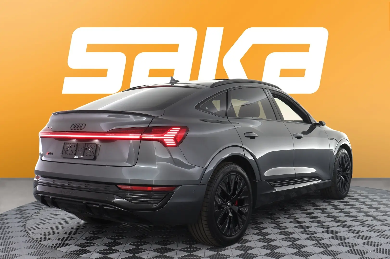 Car Image - 1Jx7JLmWcAs2D2pMn0isEH