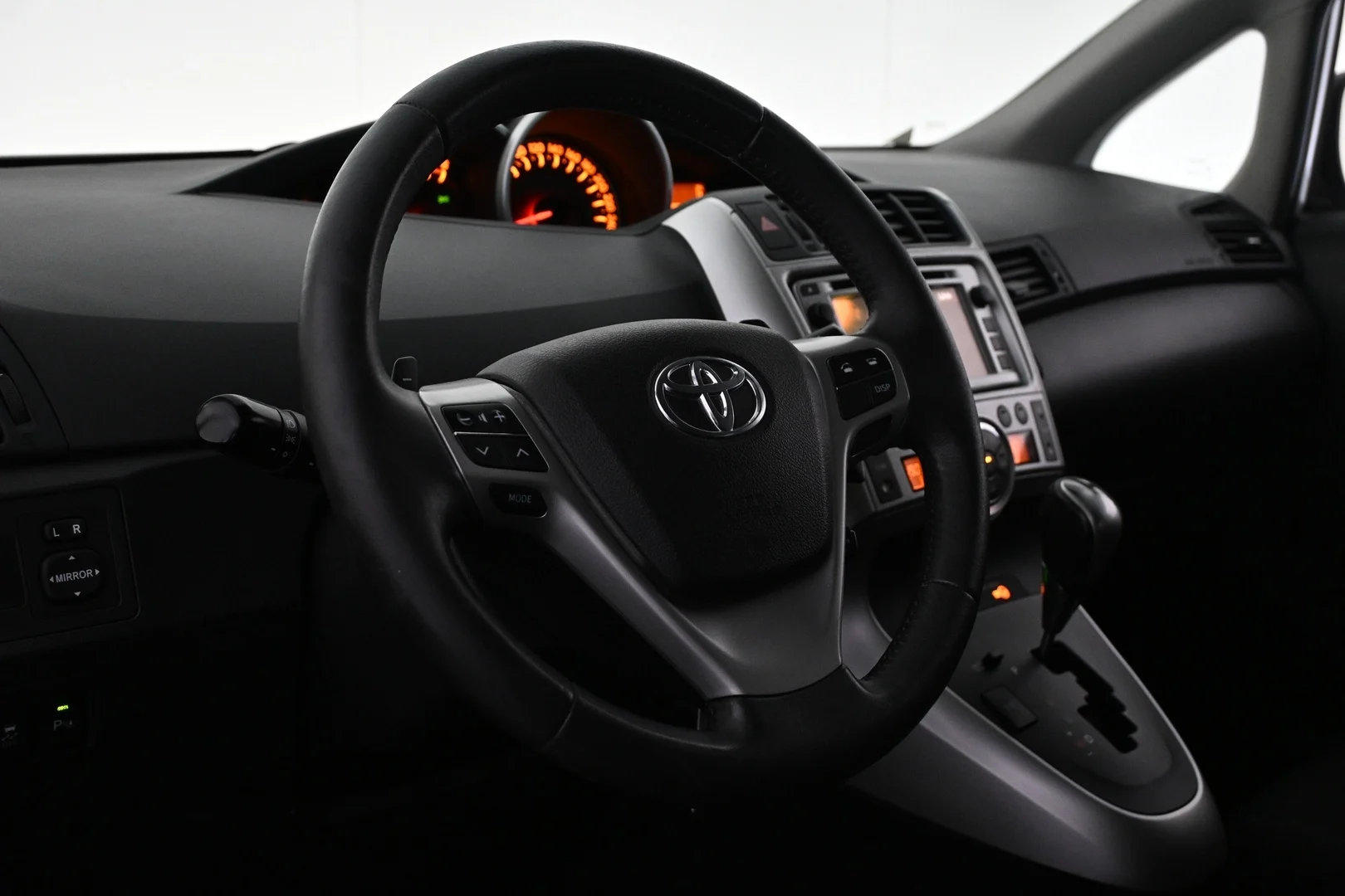 Car Image - 6LhlB0WEuRpOdPGZsGxHa0