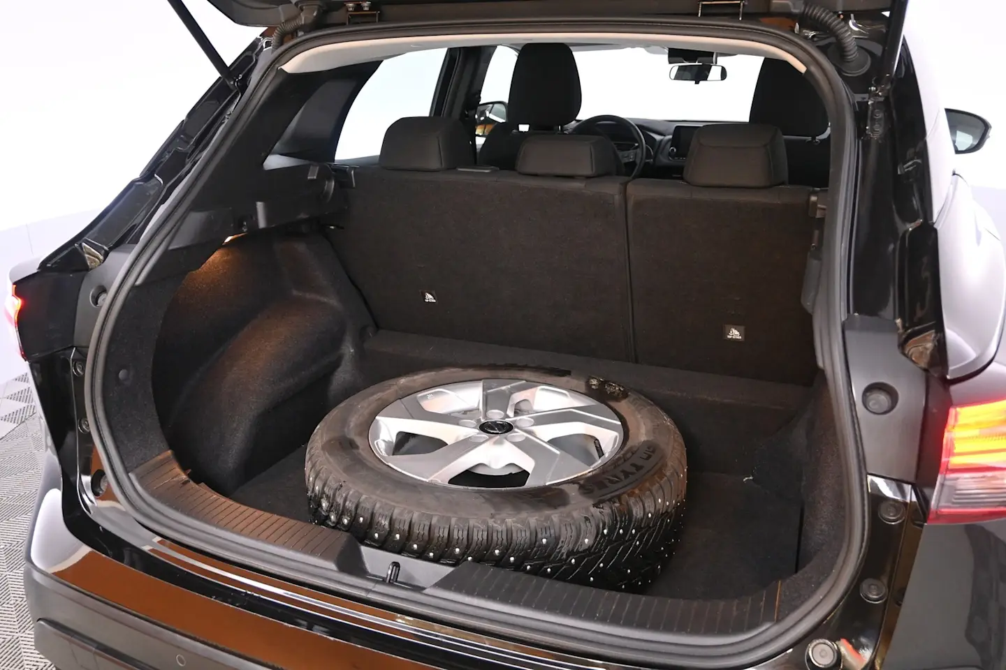 Car Image - 6pSGOJippF0WdIzoduZSkc