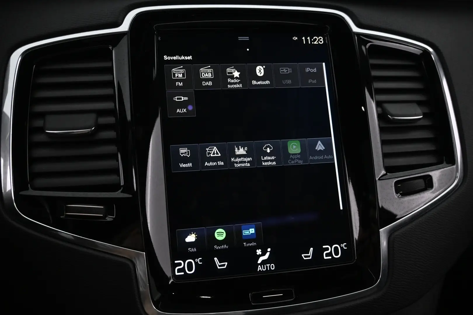 Car Image - 2SsgJc5xlq2Uqx61A9revj
