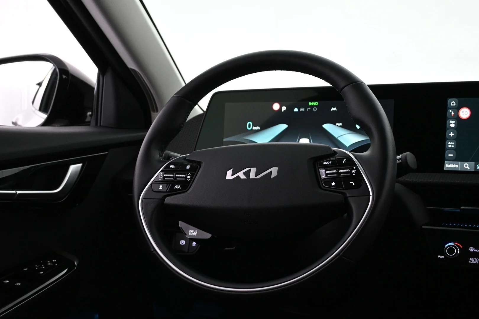 Car Image - 7GCVjI4oP4fBXxUBjXS8QR