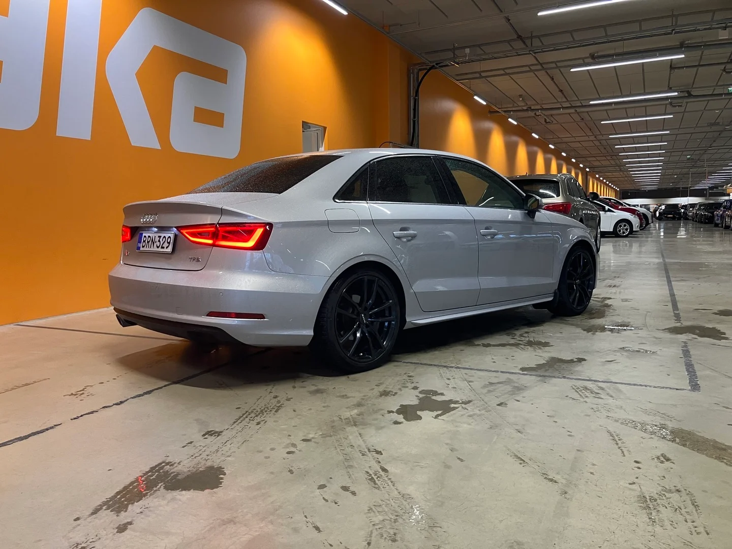 Car Image - 3WVpynuBNxqVzrHezV1Wra