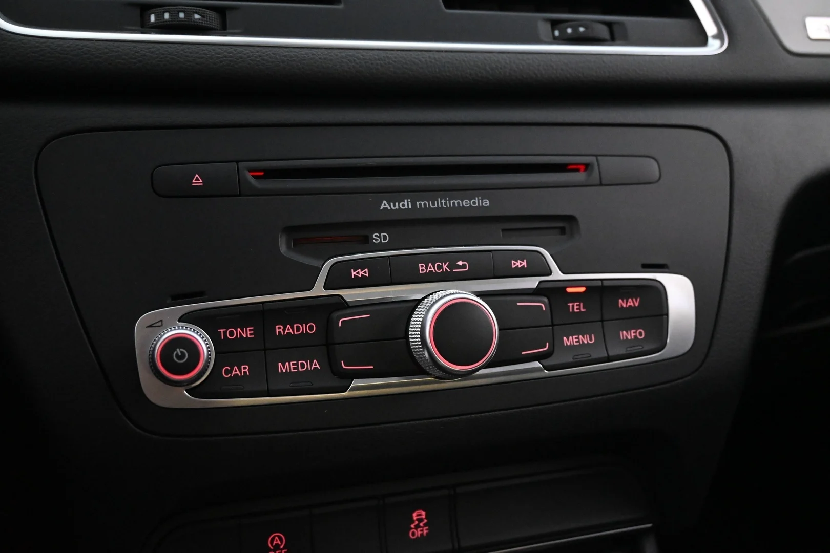 Car Image - 2d5E62loBz8VlGDLG6Rl8F