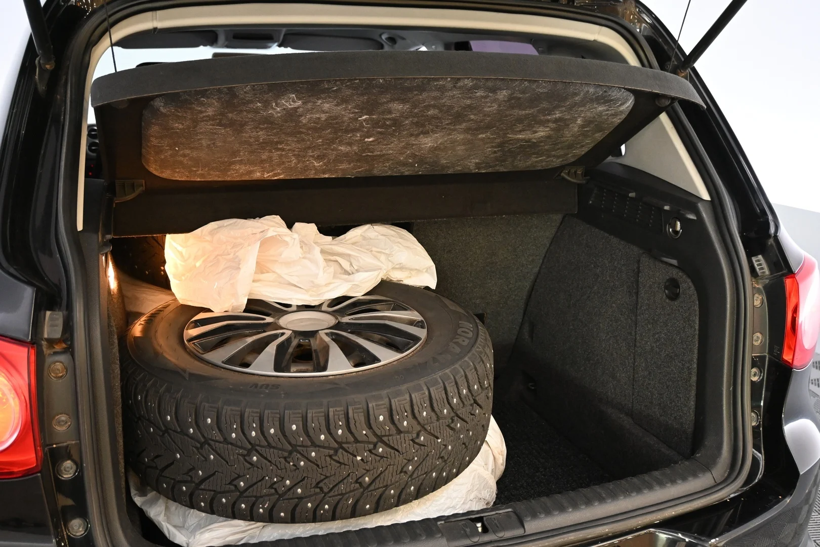 Car Image - 4QQjmN4ltjKFTYhWx8GJa7