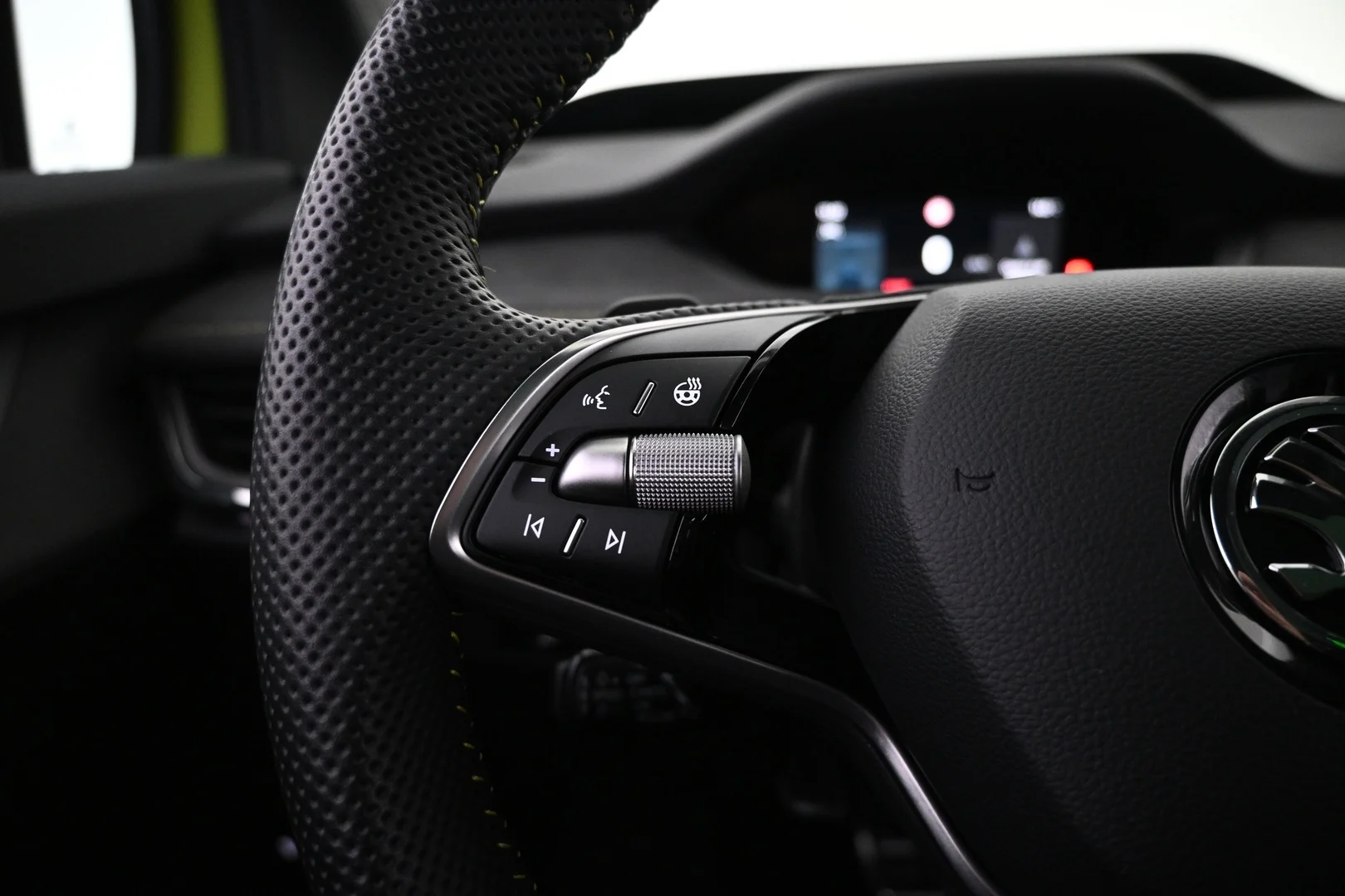 Car Image - 1imC91tFYw5fTDuZkF7m7g