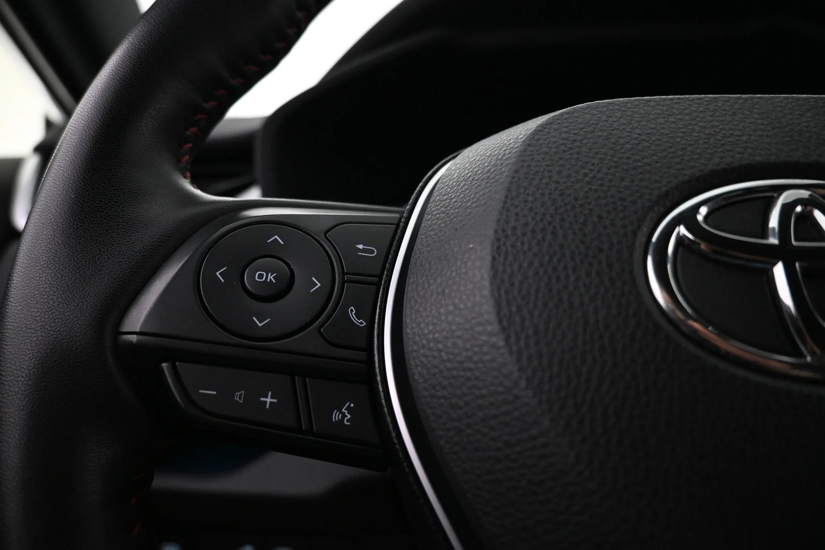 Car Image - 3mfkI9wpKxlmnSoBMBBgj1