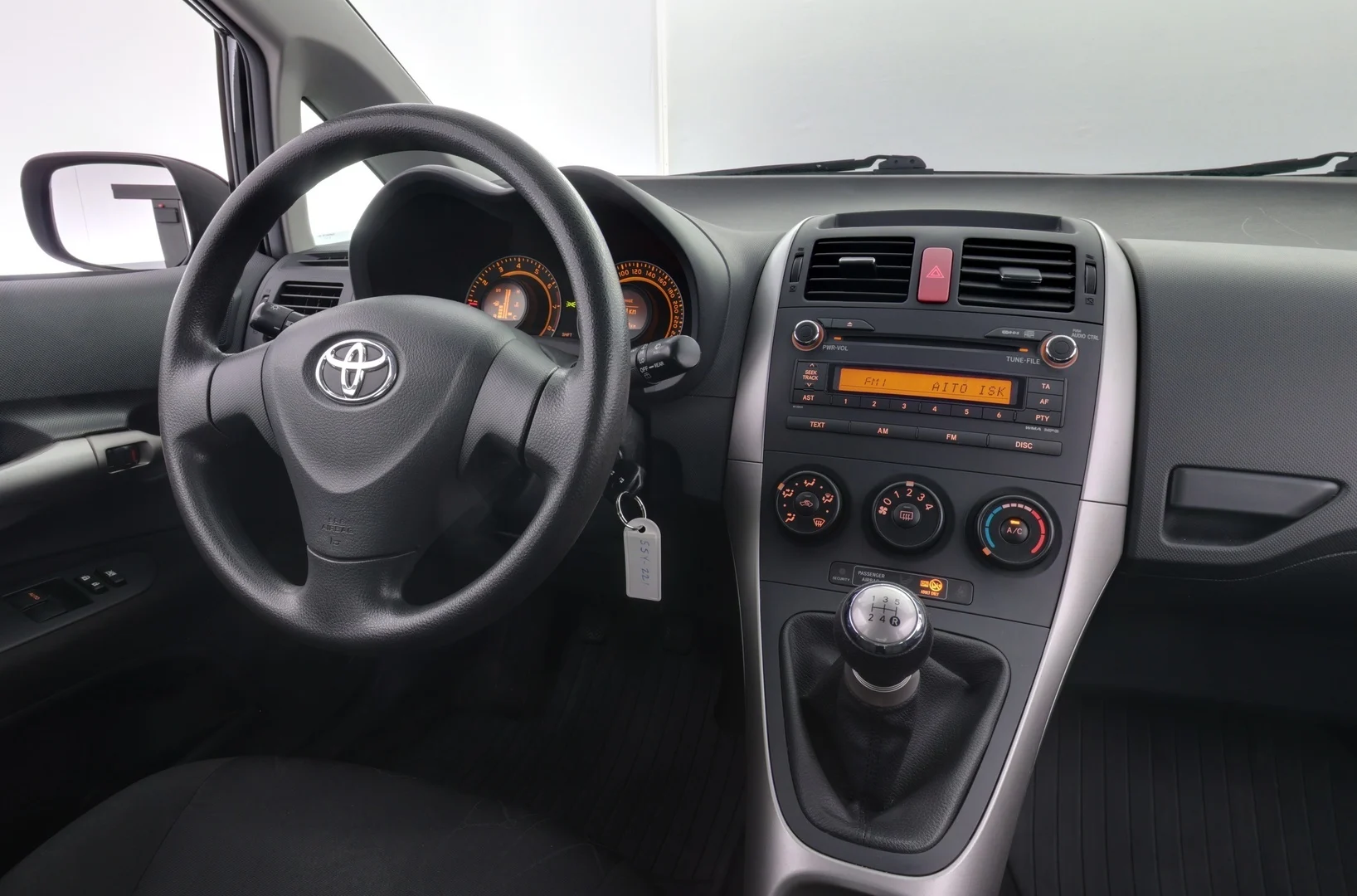 Car Image - 4HH3SfwSvUs5ZMGnBFIgmJ