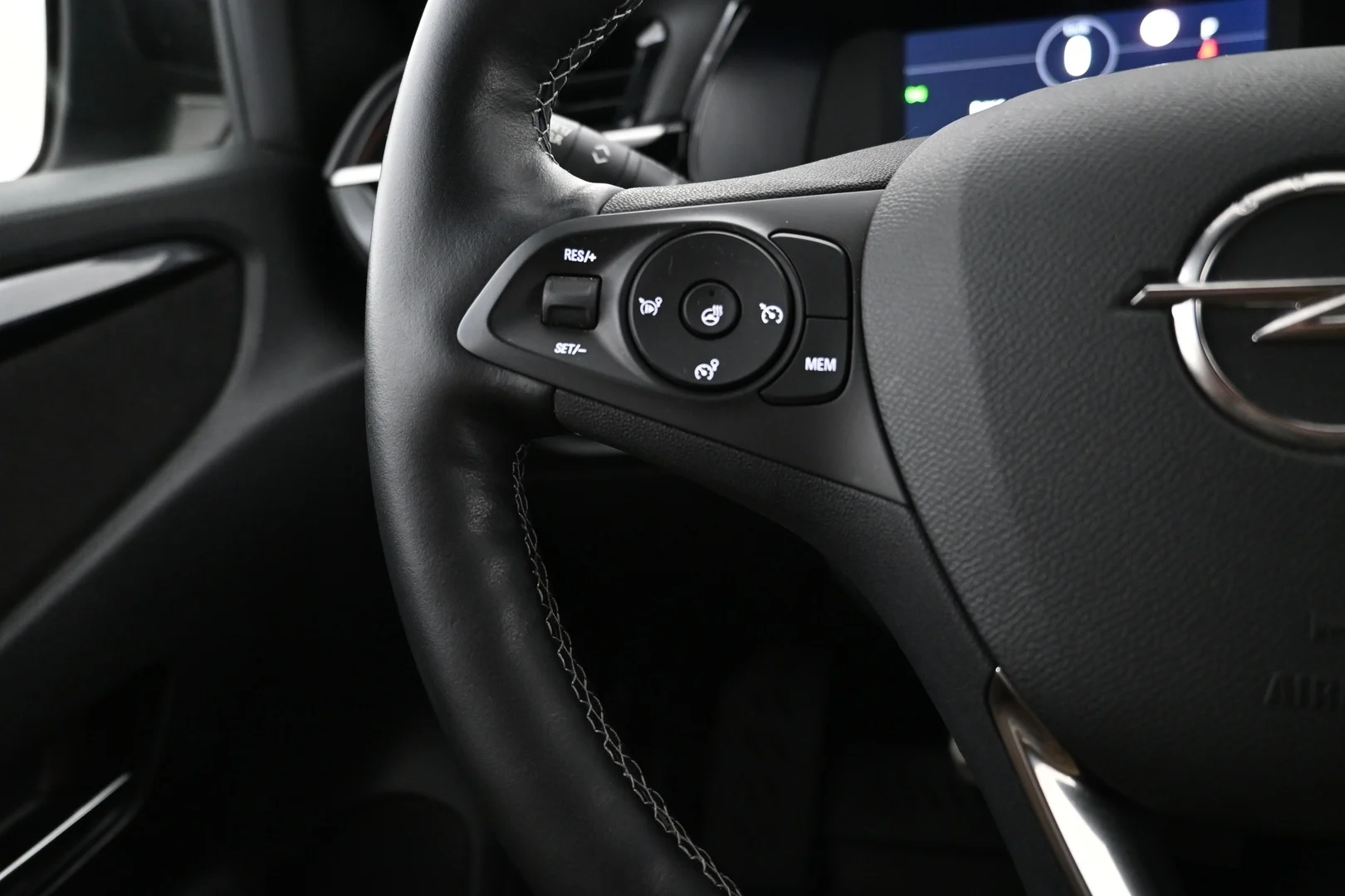 Car Image - 5CEXJae6BSreJ8tsBcq0H8