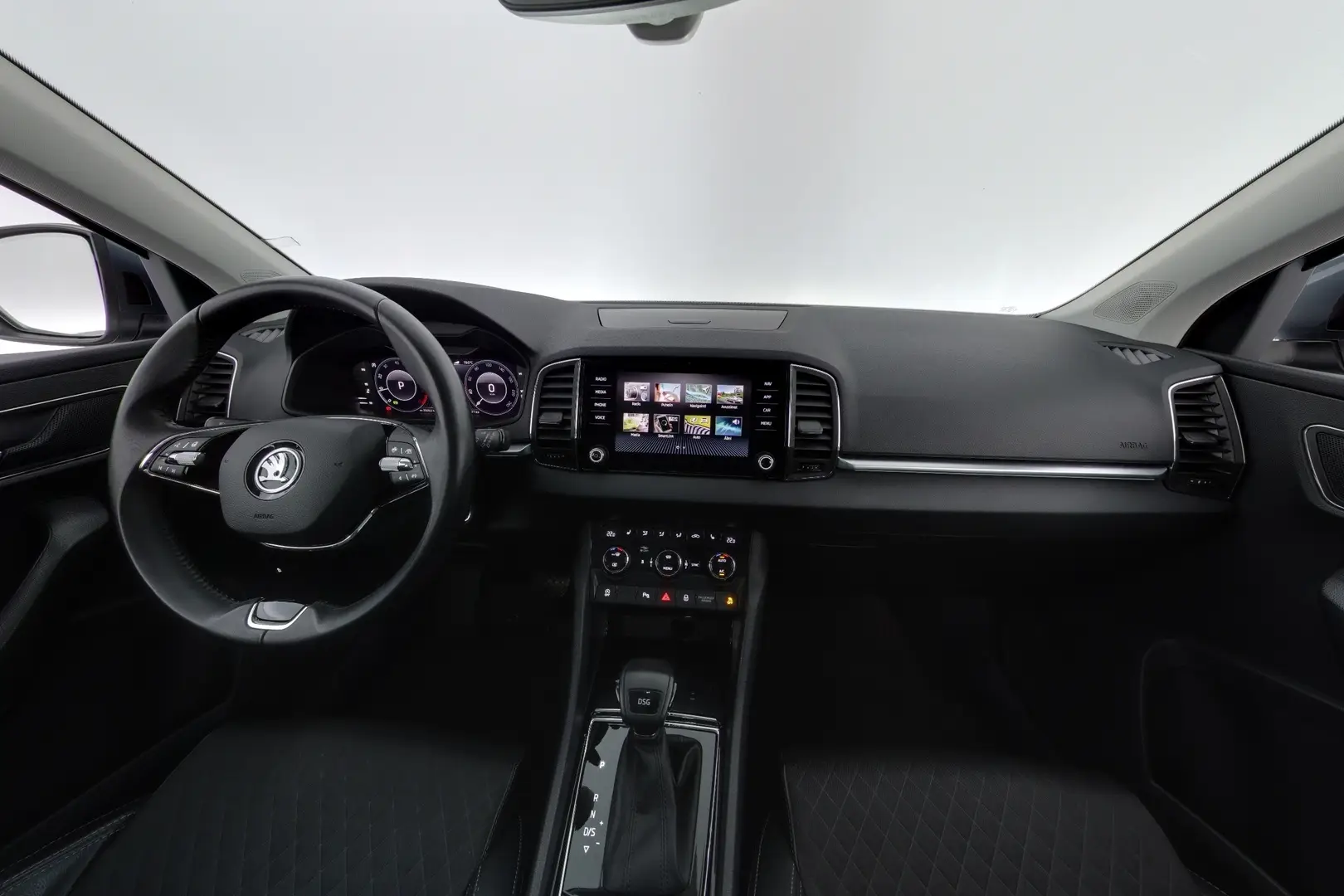 Car Image - 4Go0dQAwKBAvxrYWFR1efm