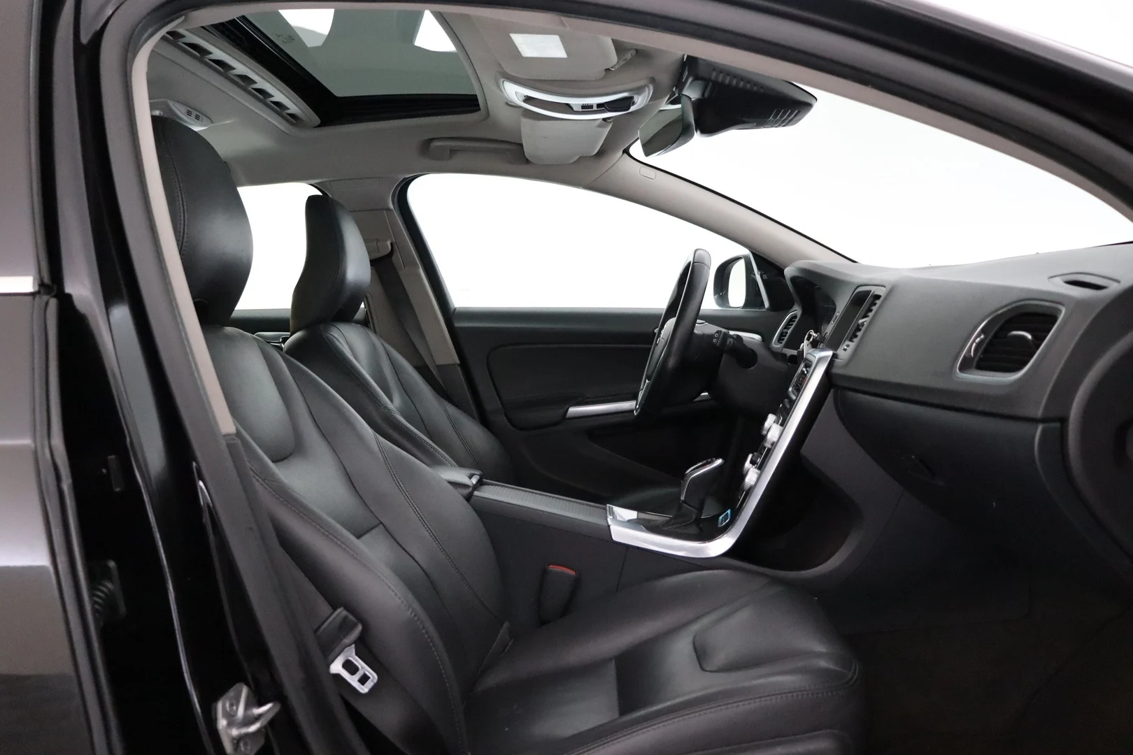 Car Image - 3WgWL4mDIm3OmZcia03sh1