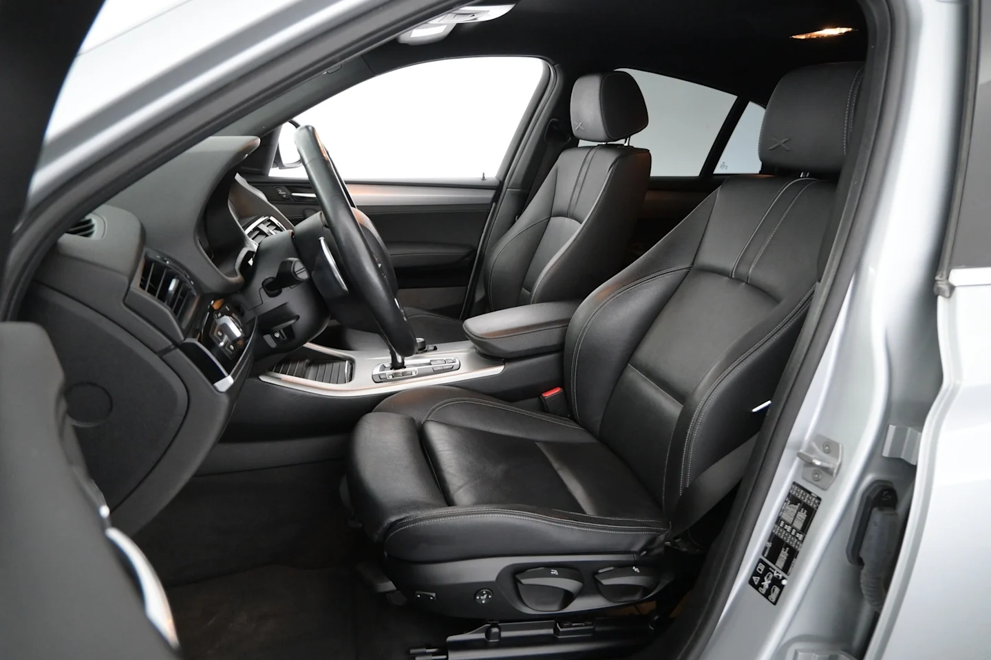 Car Image - jaq1CROSTet8S5oX10YG0