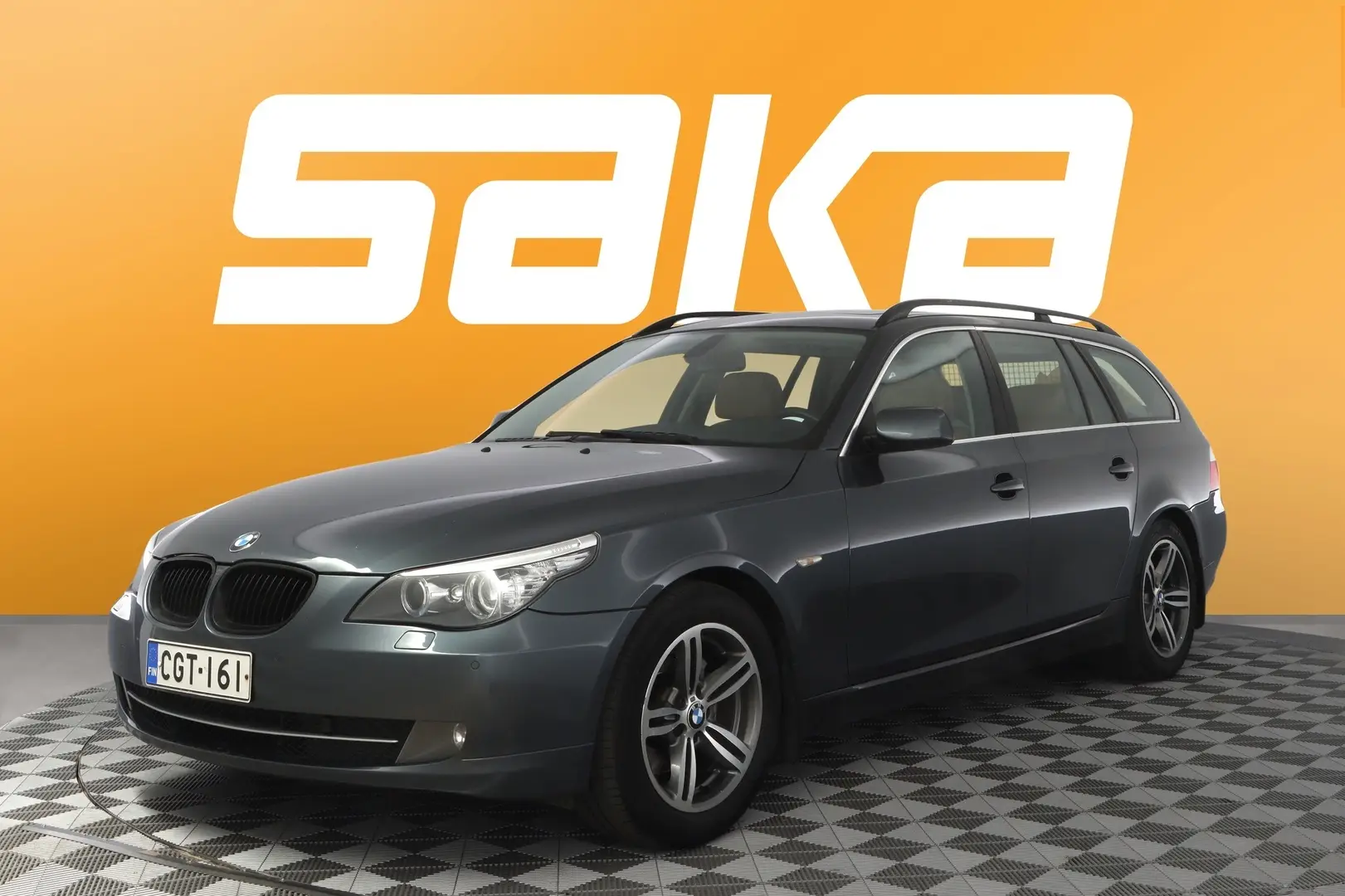 Car Image - 8kTN42r3JTpYHMjQ8x1bT