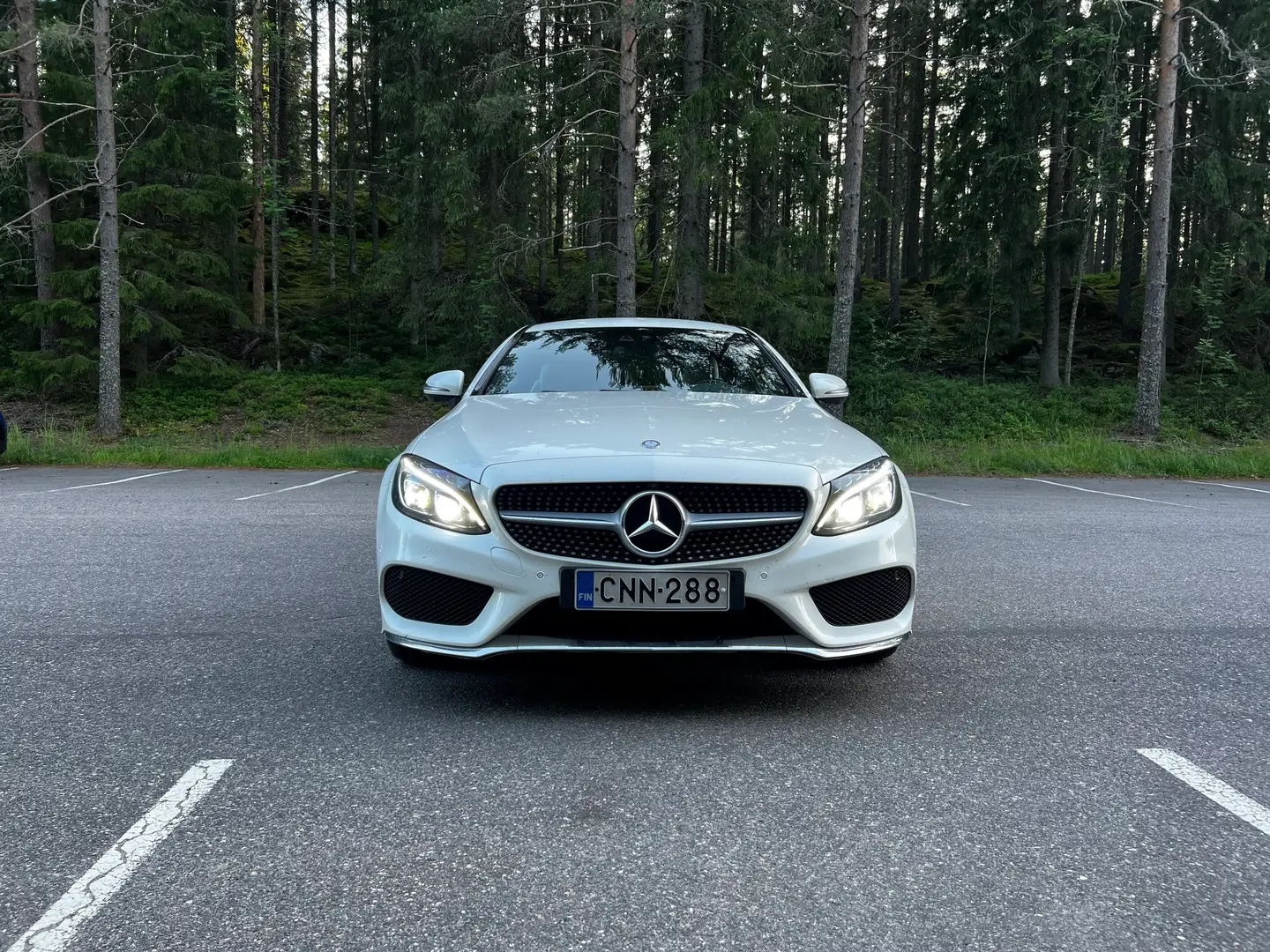 Car Image - m8cba6vv55v4fMtx3KEJe