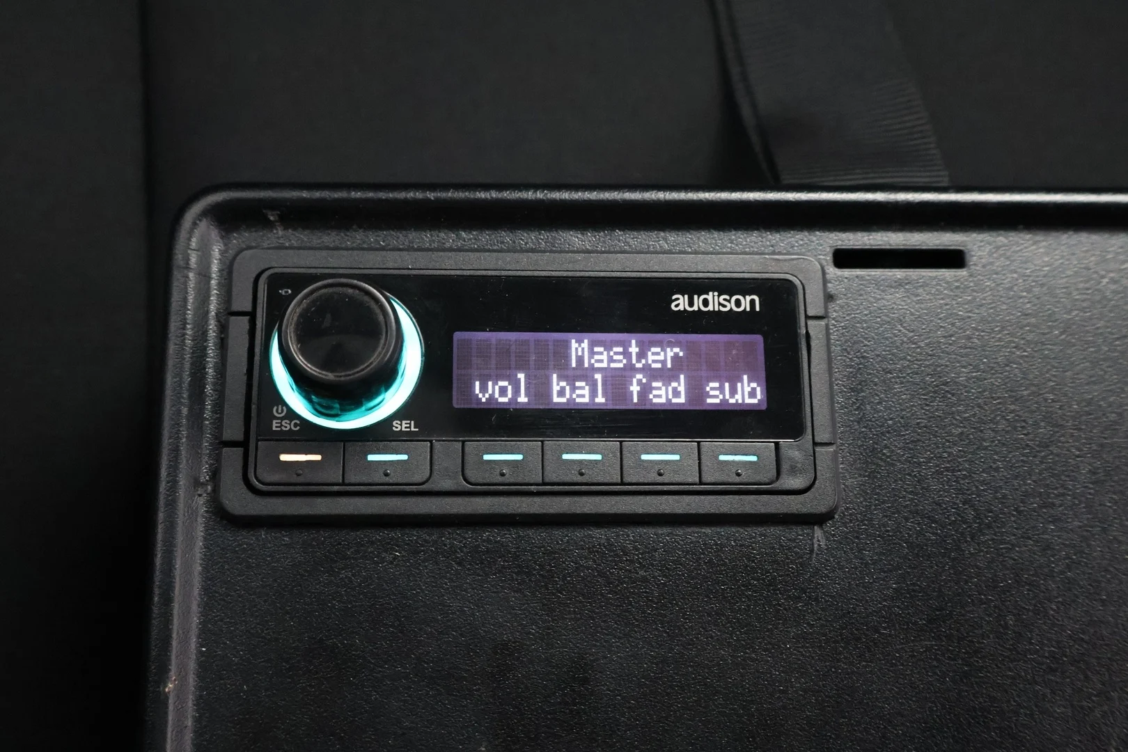 Car Image - 4zqNvPo2UYBd7iTJsAXRVg