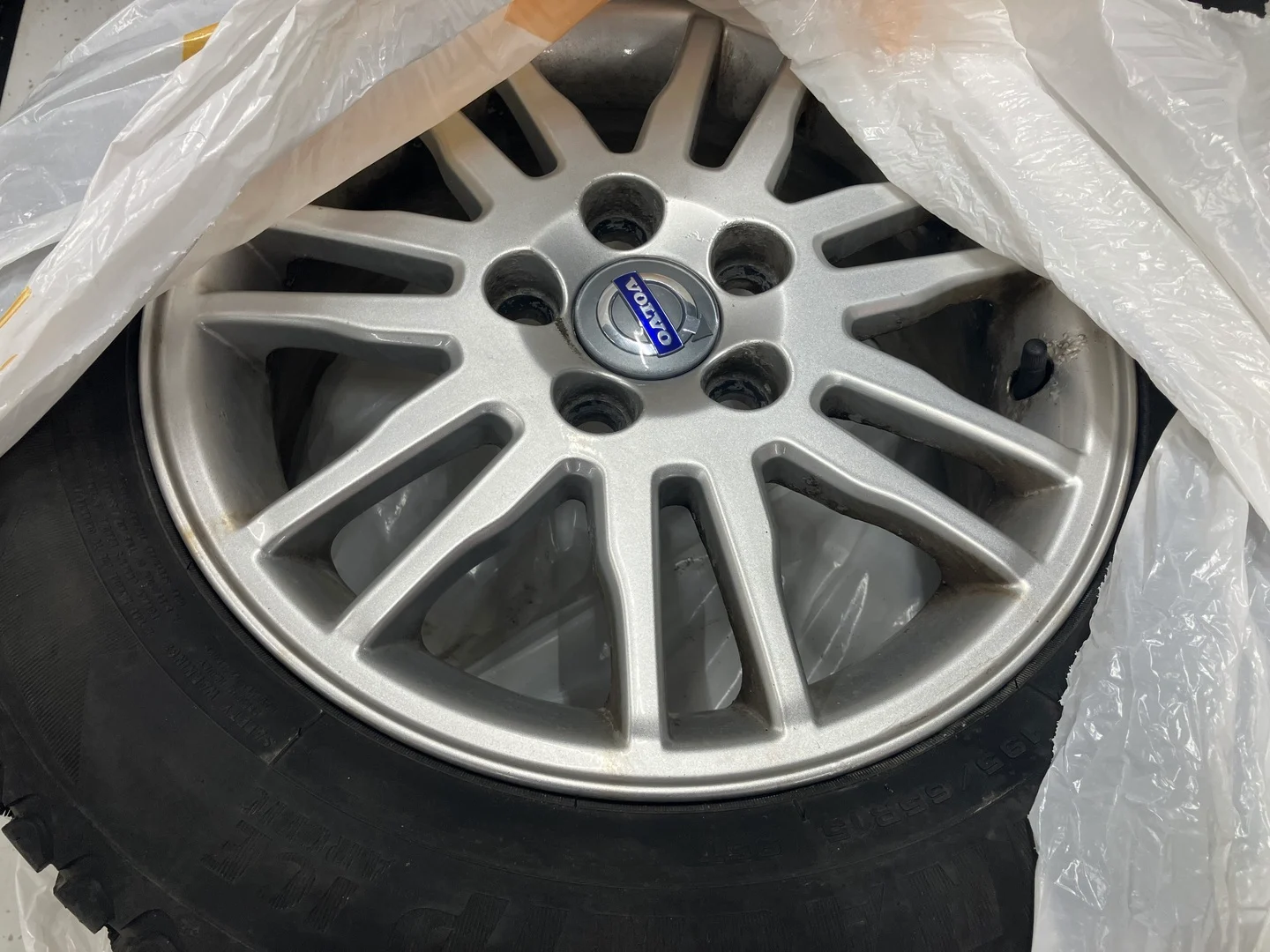 Car Image - 2PZt7PrXb5VgETwes3yGfw