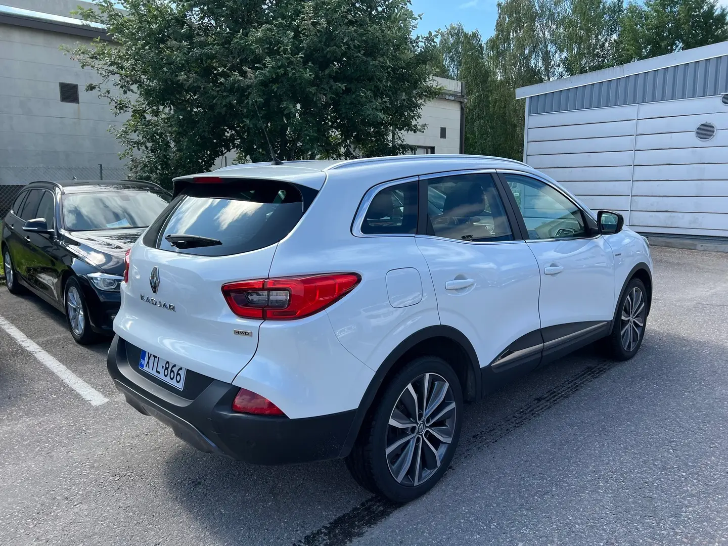 Car Image - 4XqsWYeUMPzzaAD6Cr1piC