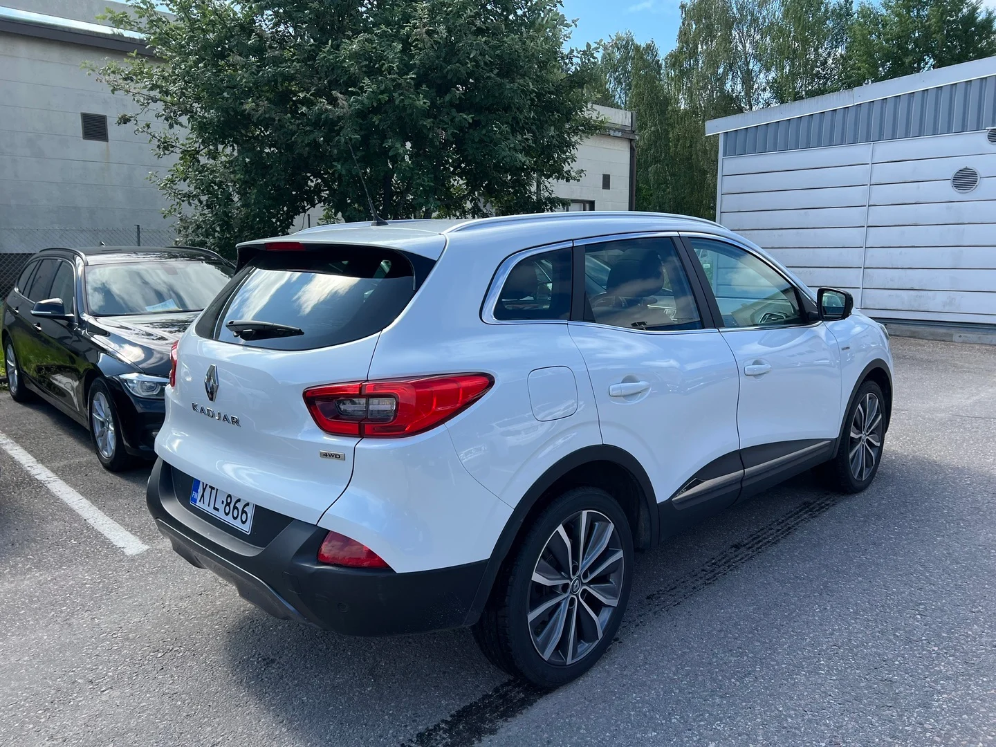 Car Image - 4XqsWYeUMPzzaAD6Cr1piC