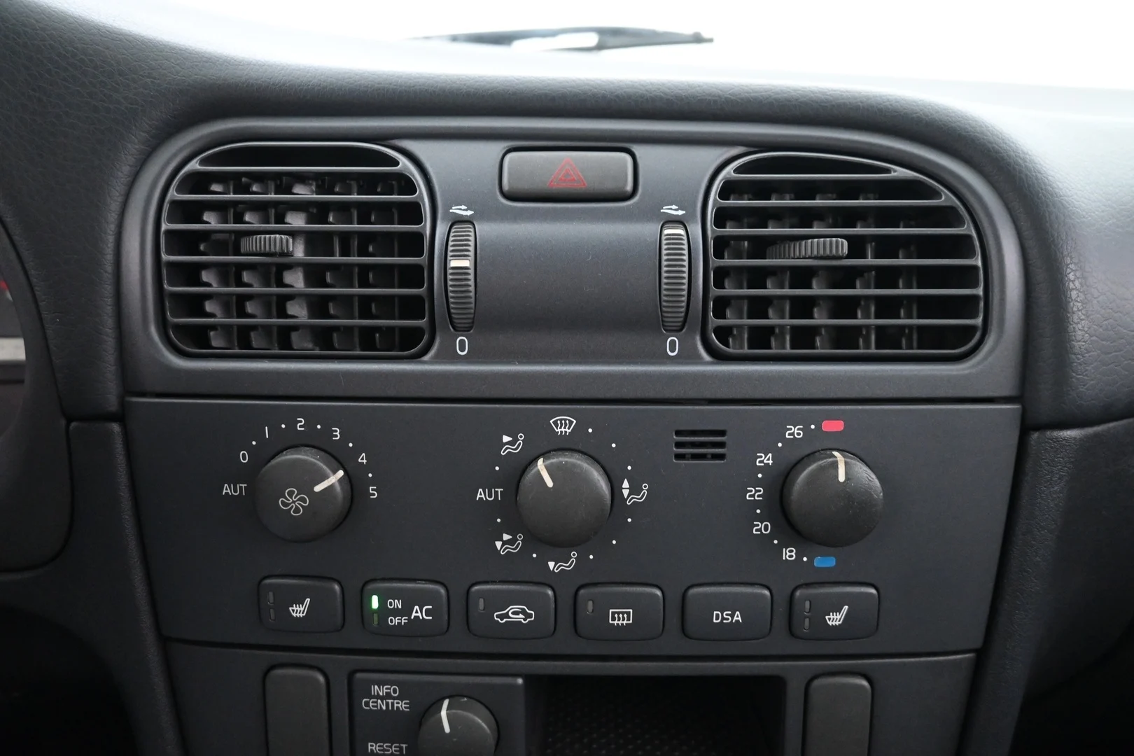 Car Image - 71OCVLeMwYZDNwZuJP5u8w