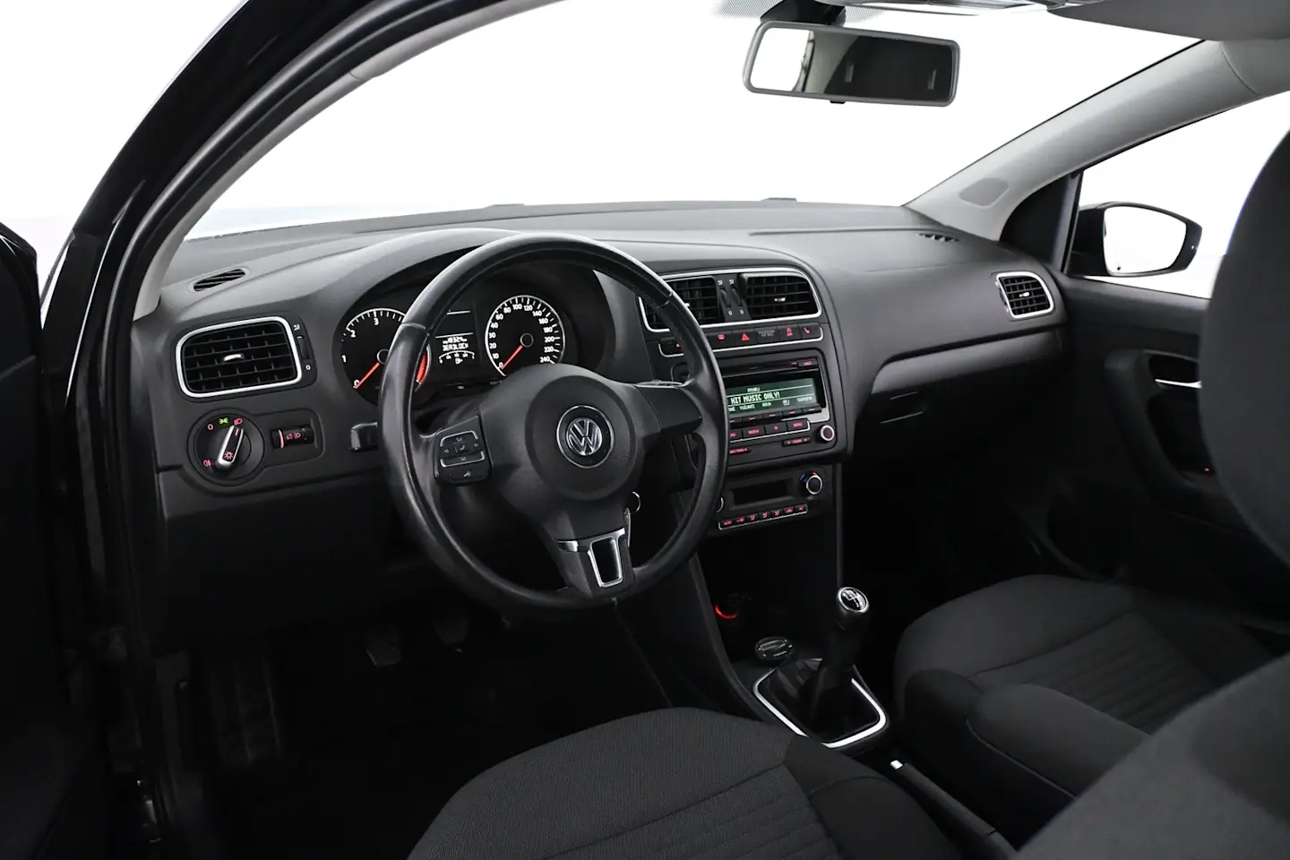 Car Image - 4p9zwhhqlZMiocGPmuuvZ3
