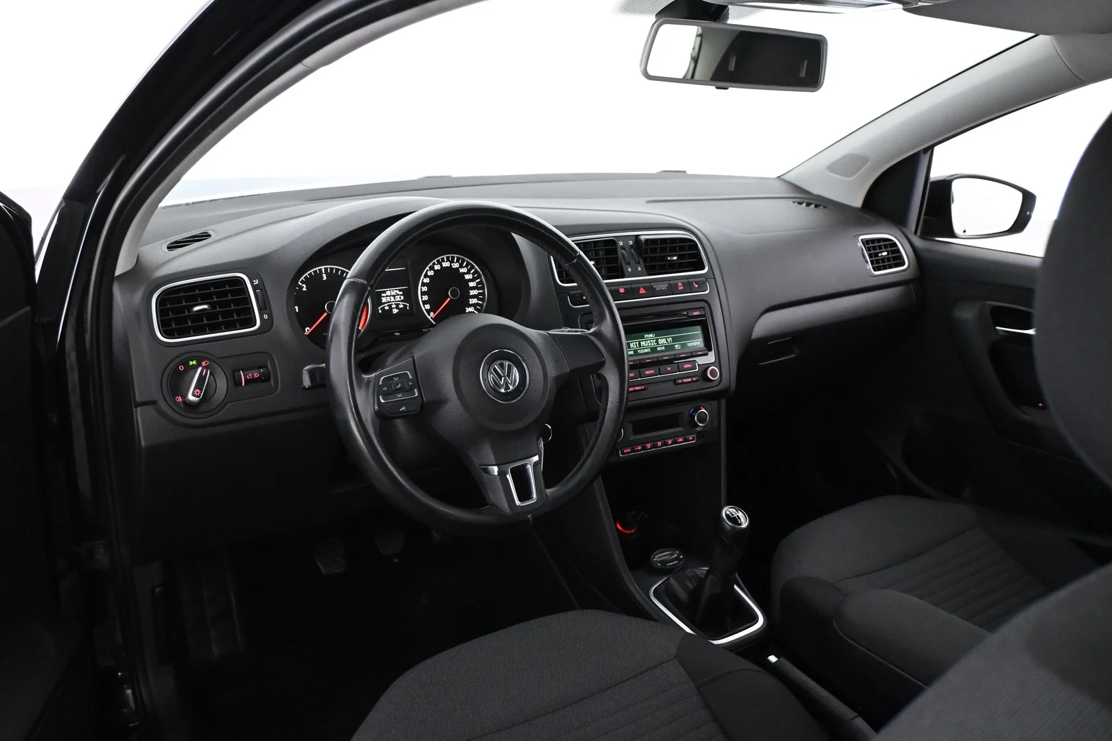 Car Image - 4p9zwhhqlZMiocGPmuuvZ3