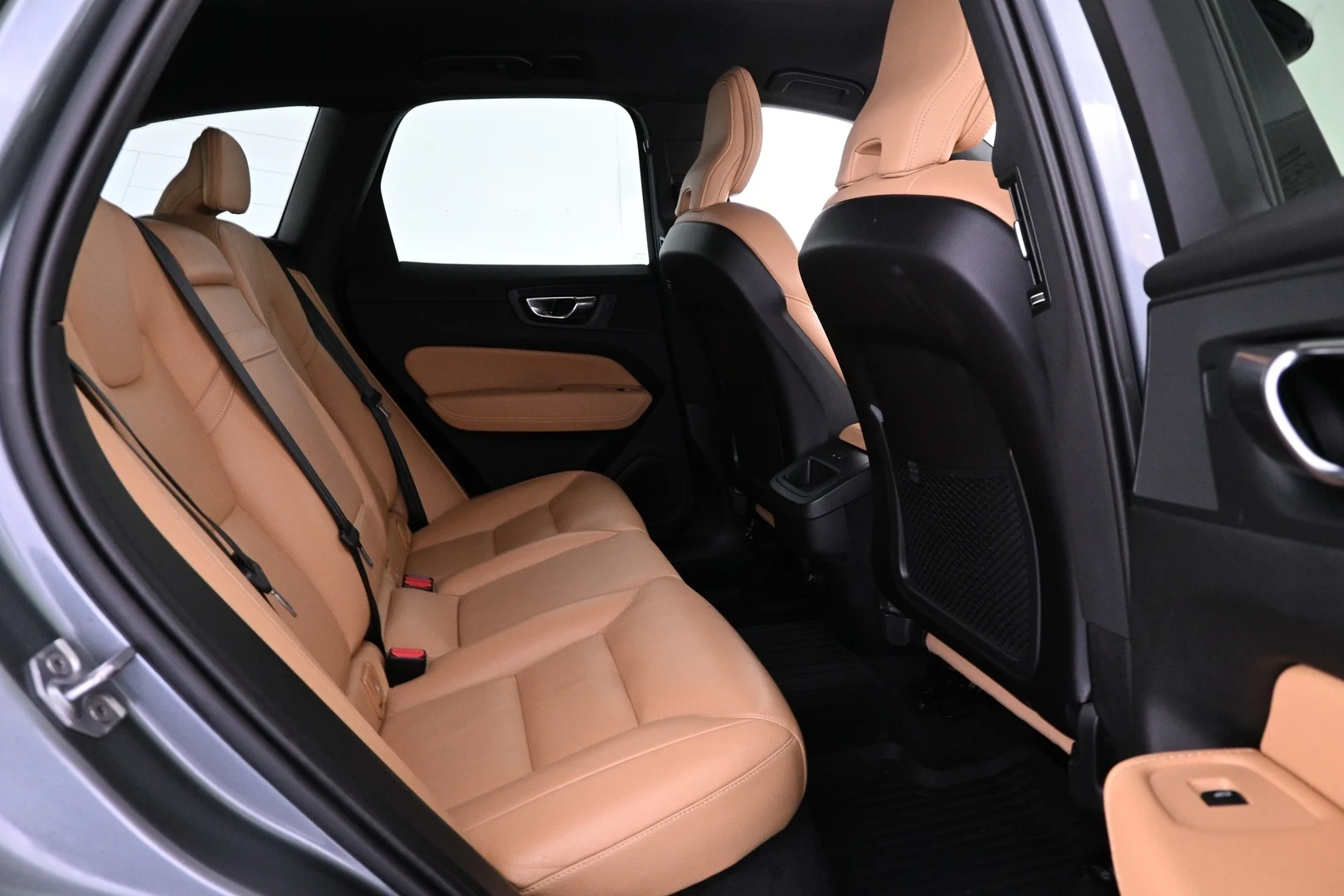 Car Image - 6n7DbnnDnJ0HikuwGhZUDe