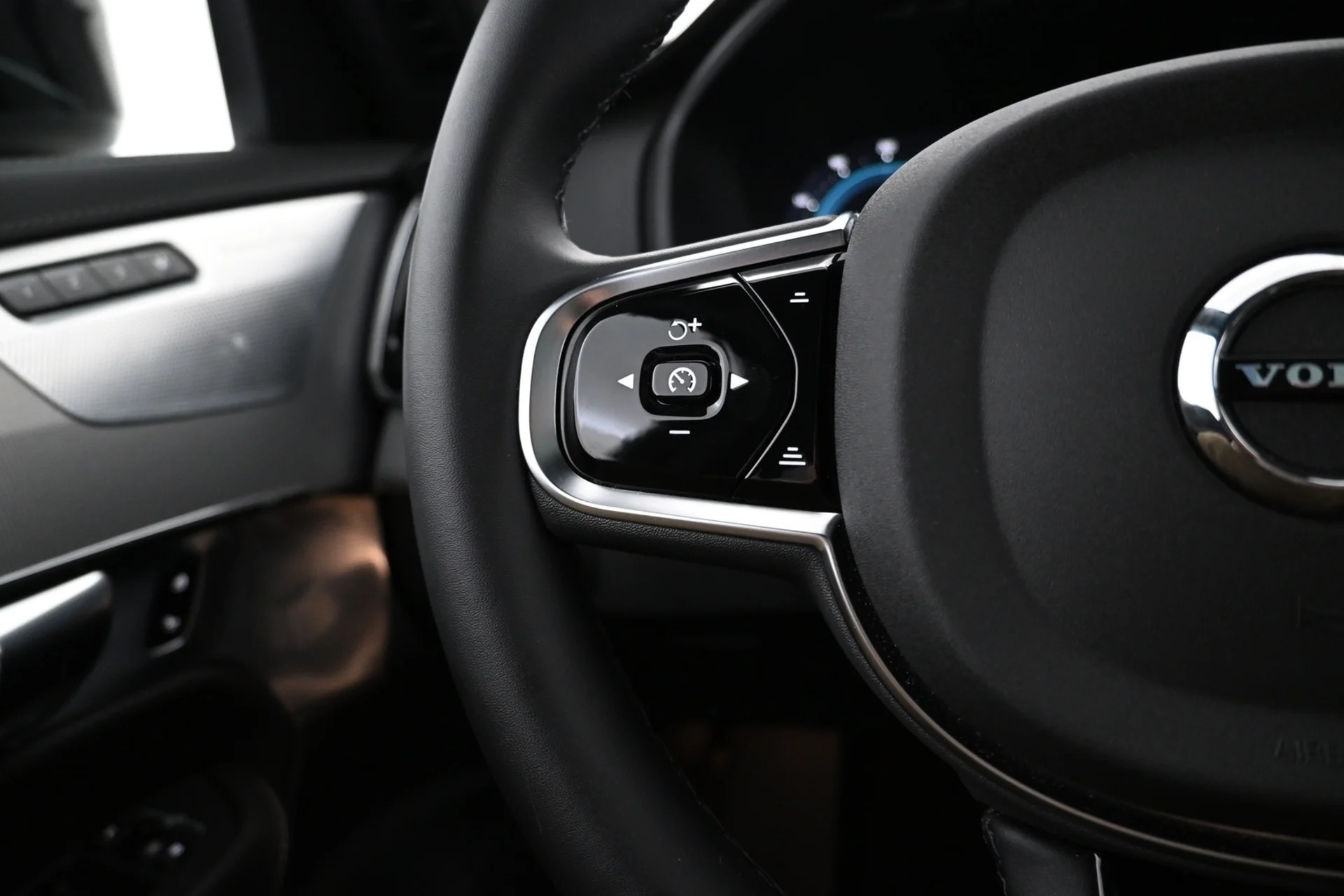 Car Image - 5MEOiK80Yao1MWfNh9WWi6