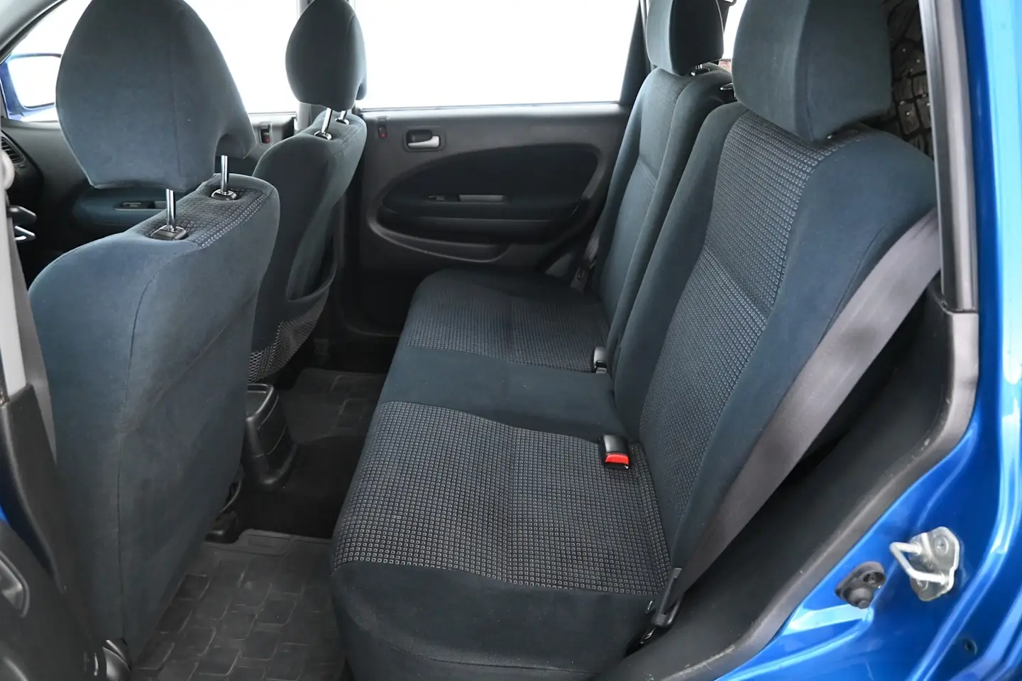 Car Image - yOz3wSoch5XVpoD4J0sPa