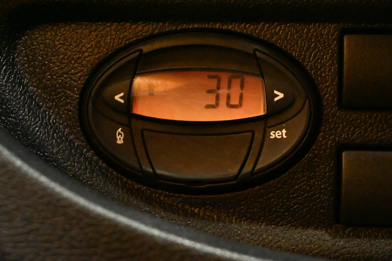 Car Image - 7wMcCYPKJJU2j4BIoUlRDE