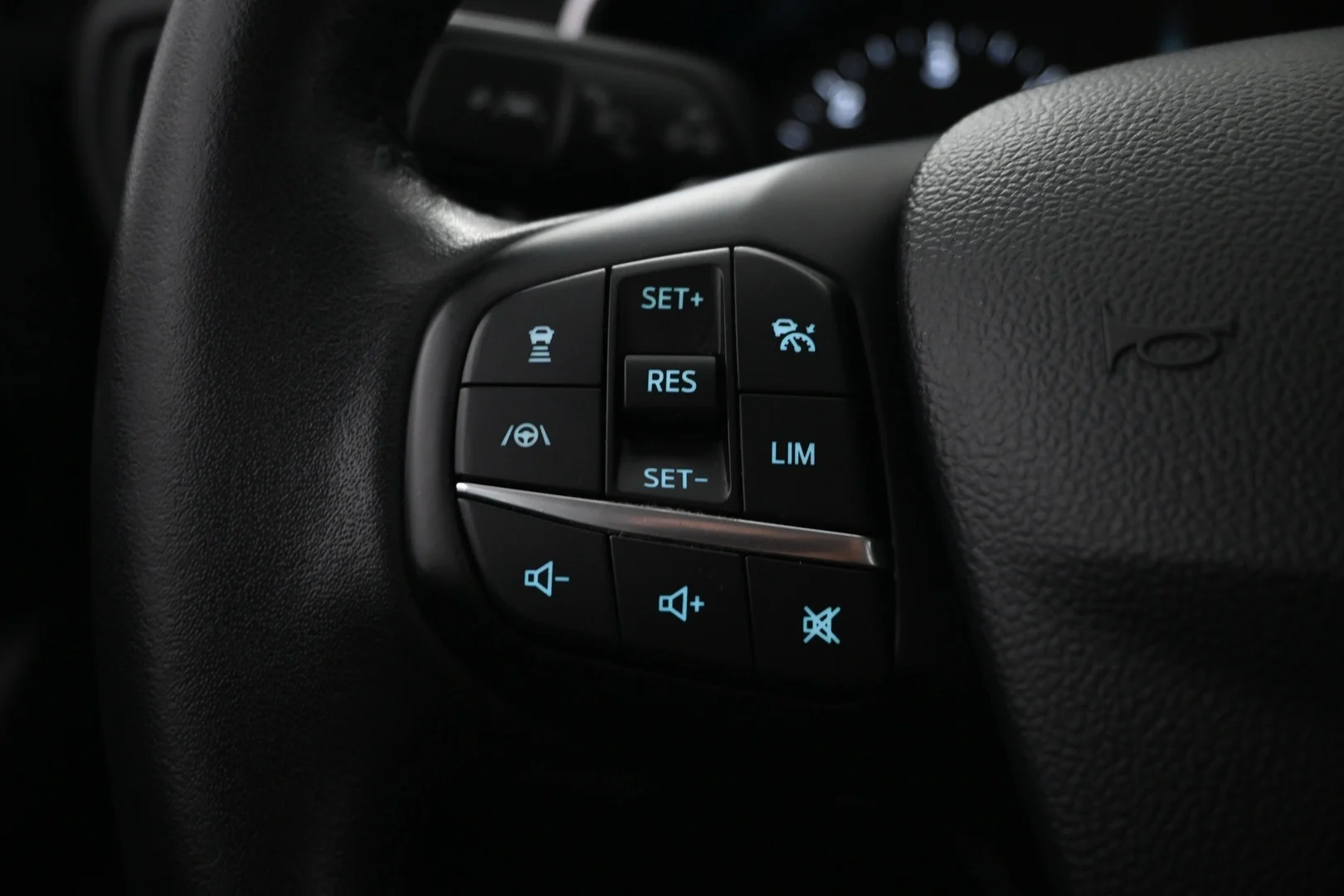 Car Image - 5MYT2tHwjeld7gb31aI5BK